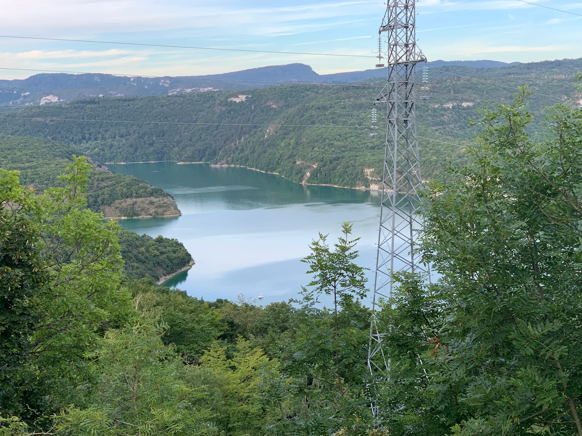 lac de Viremont à Valzin en Petite Montagne — À 1,8 km du lac