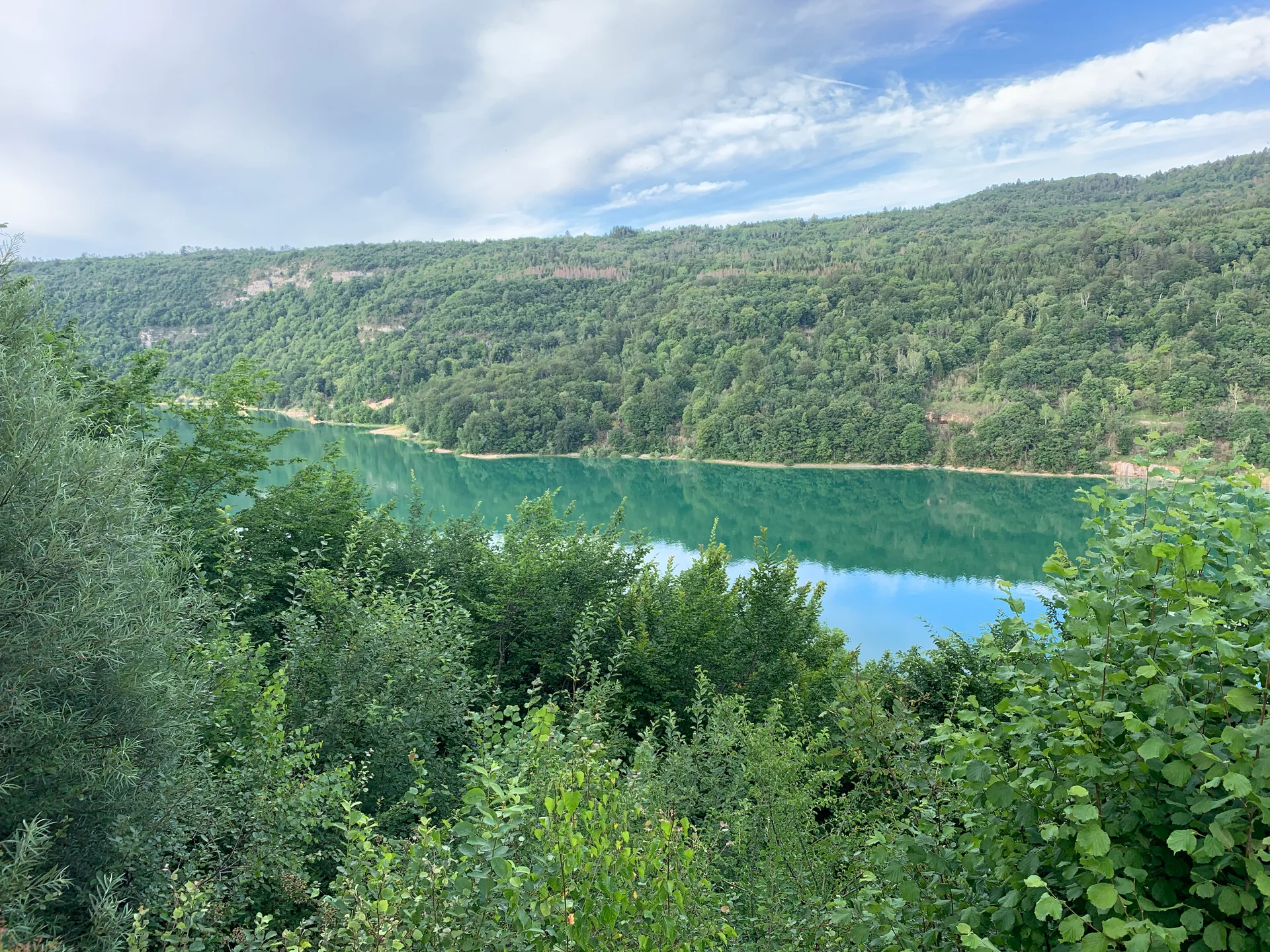 lac de Viremont à Valzin en Petite Montagne — À 4,1 km du lac