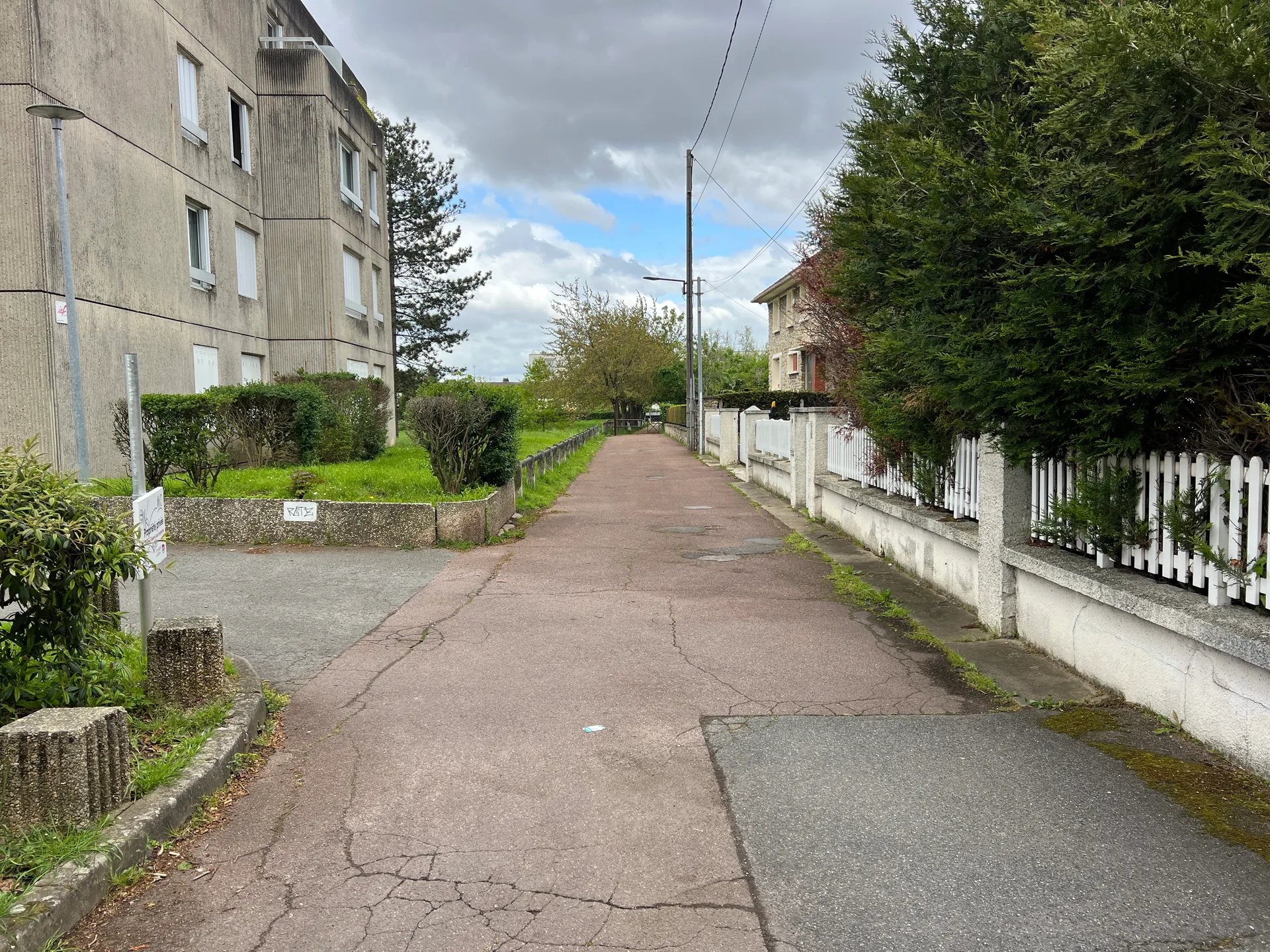 Lac de Viry Chatillon à Viry-Châtillon — À 325 m du lac