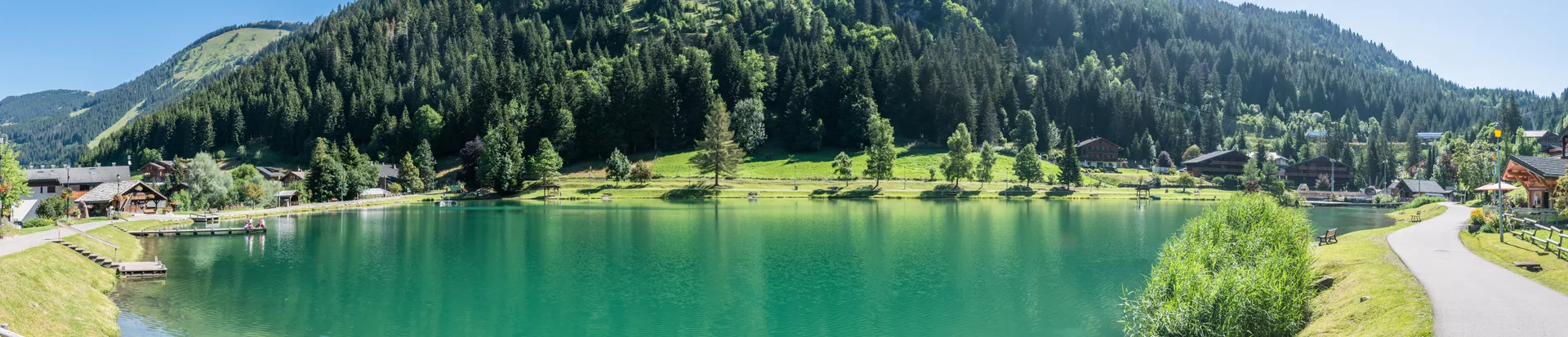 Lac de Vonne à Châtel — Sur le lac