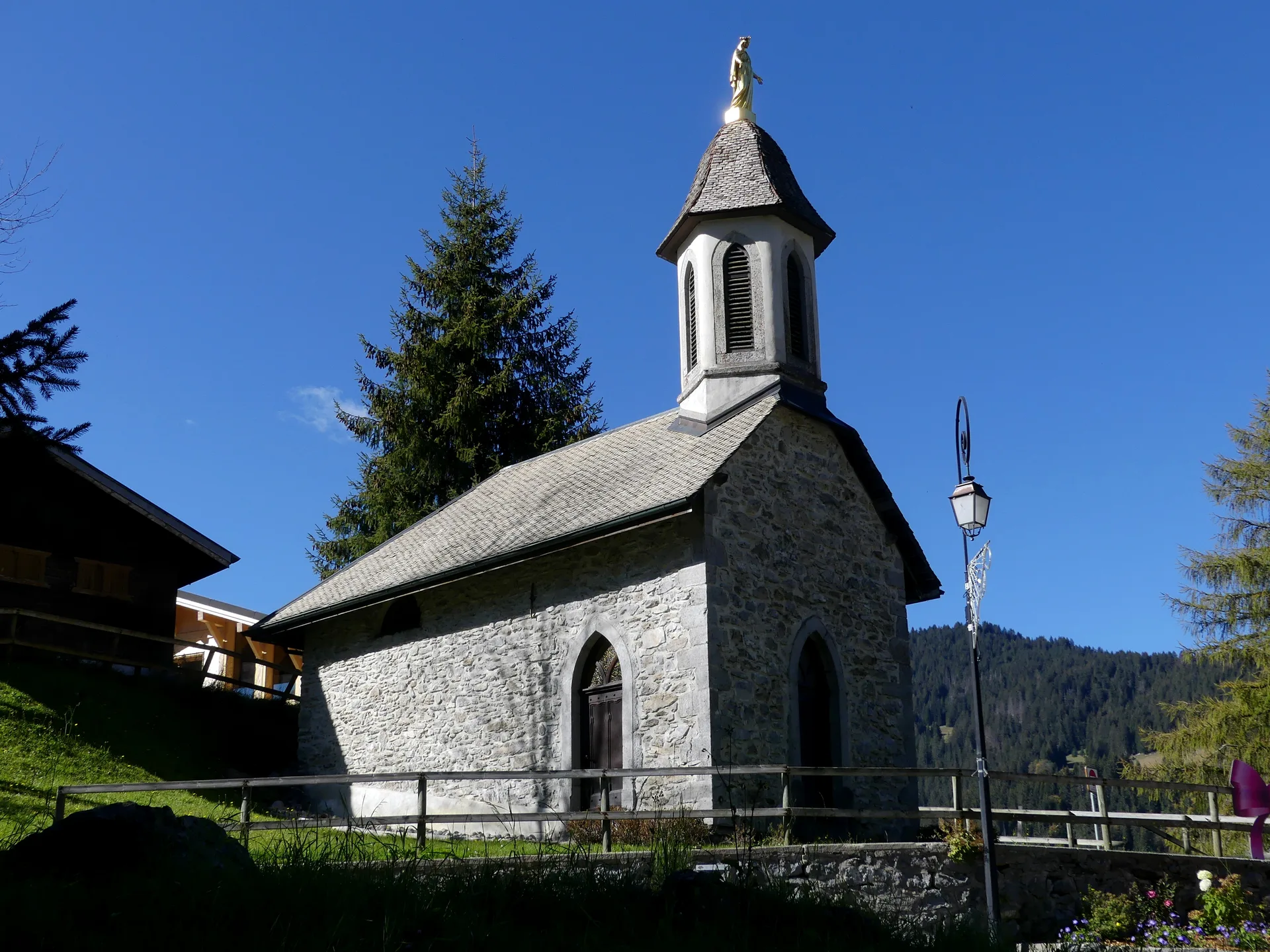Lac de Vonne à Châtel — Sur le lac