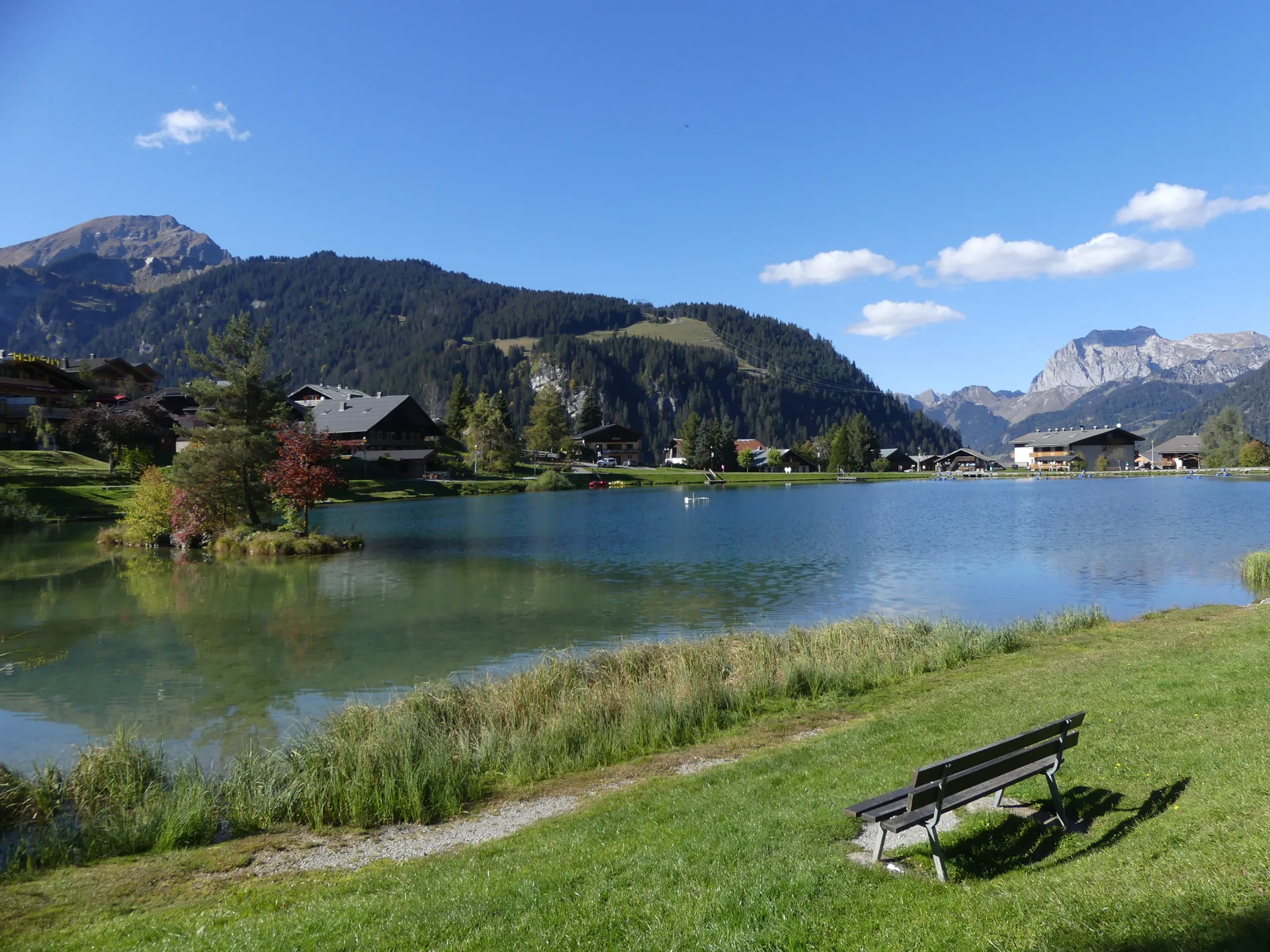 Lac de Vonne à Châtel — Sur le lac