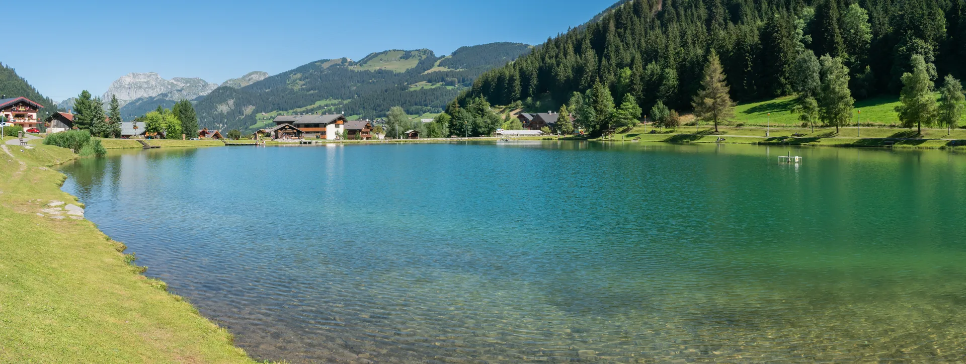 Lac de Vonne à Châtel — Sur le lac