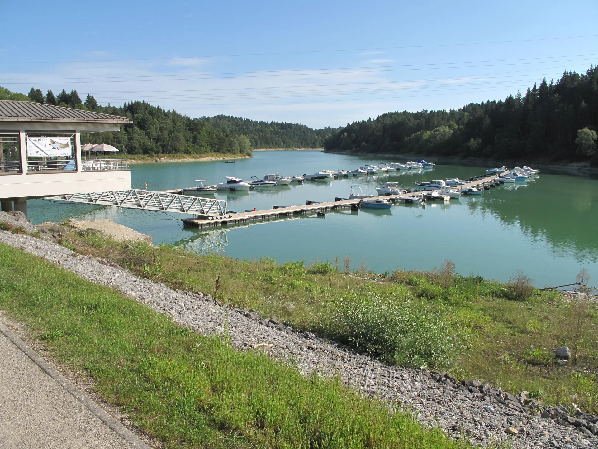 Lac de Vouglans à Largillay-Marsonnay — À 3,2 km du lac