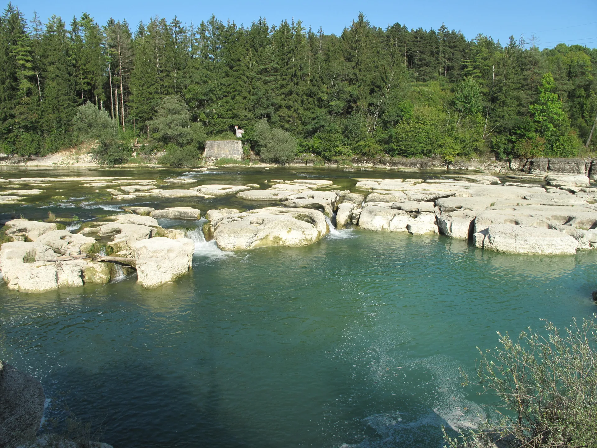 Lac de Vouglans à Largillay-Marsonnay — À 3,2 km du lac