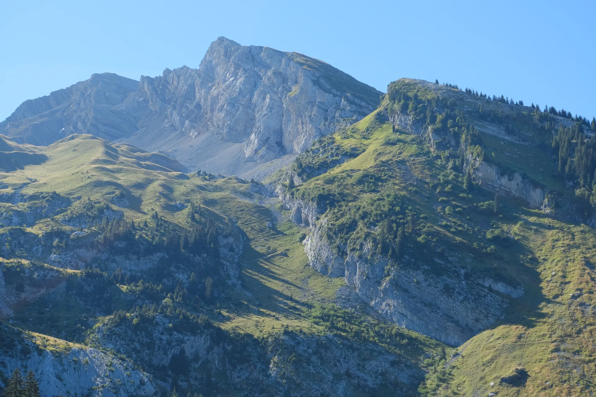 Lac des Confins à La Clusaz — À 605 m du lac