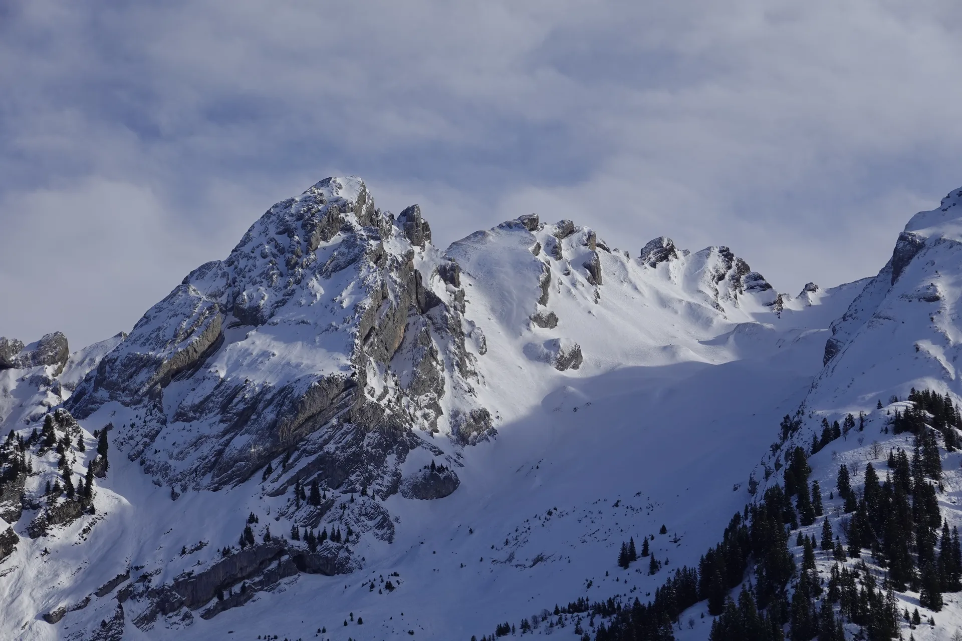 Lac des Confins à La Clusaz — À 730 m du lac