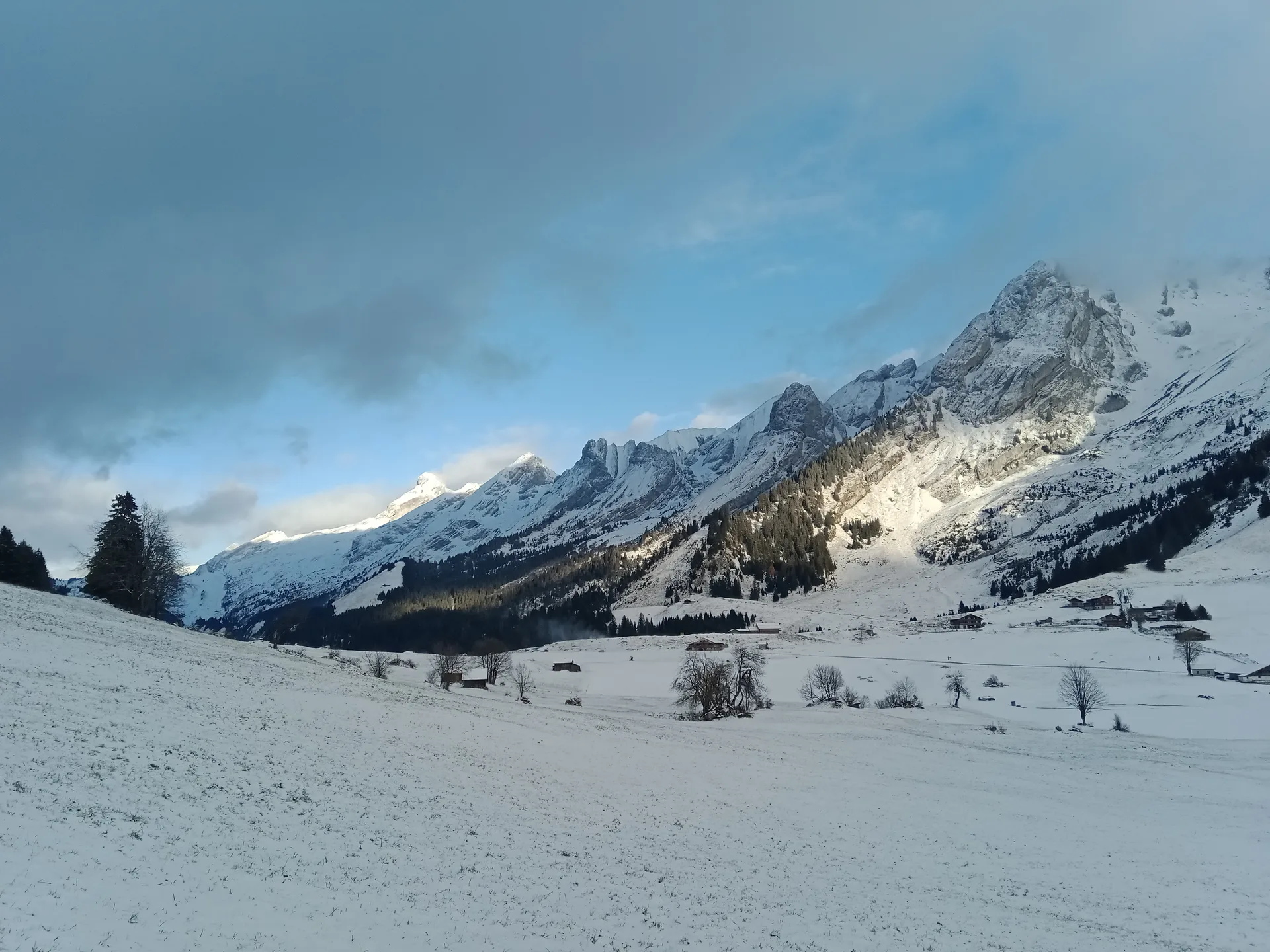 Lac des Confins à La Clusaz — À 741 m du lac