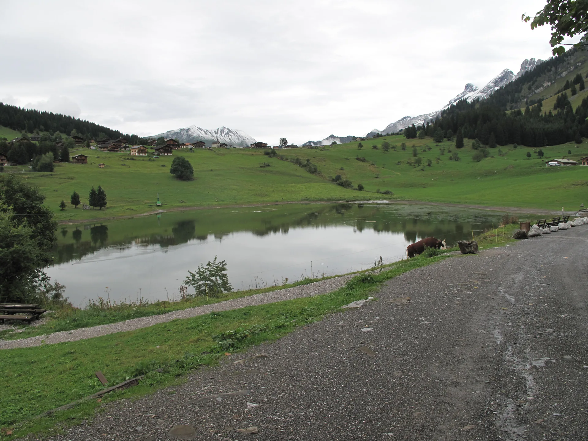 Lac des Confins à La Clusaz — Sur le lac
