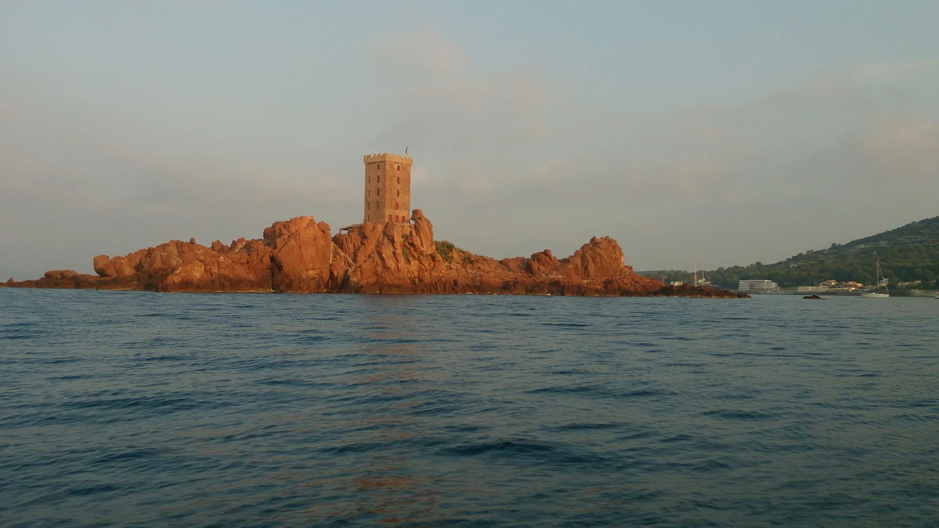 Lac des Dames à Saint-Raphaël — À 3,8 km du lac
