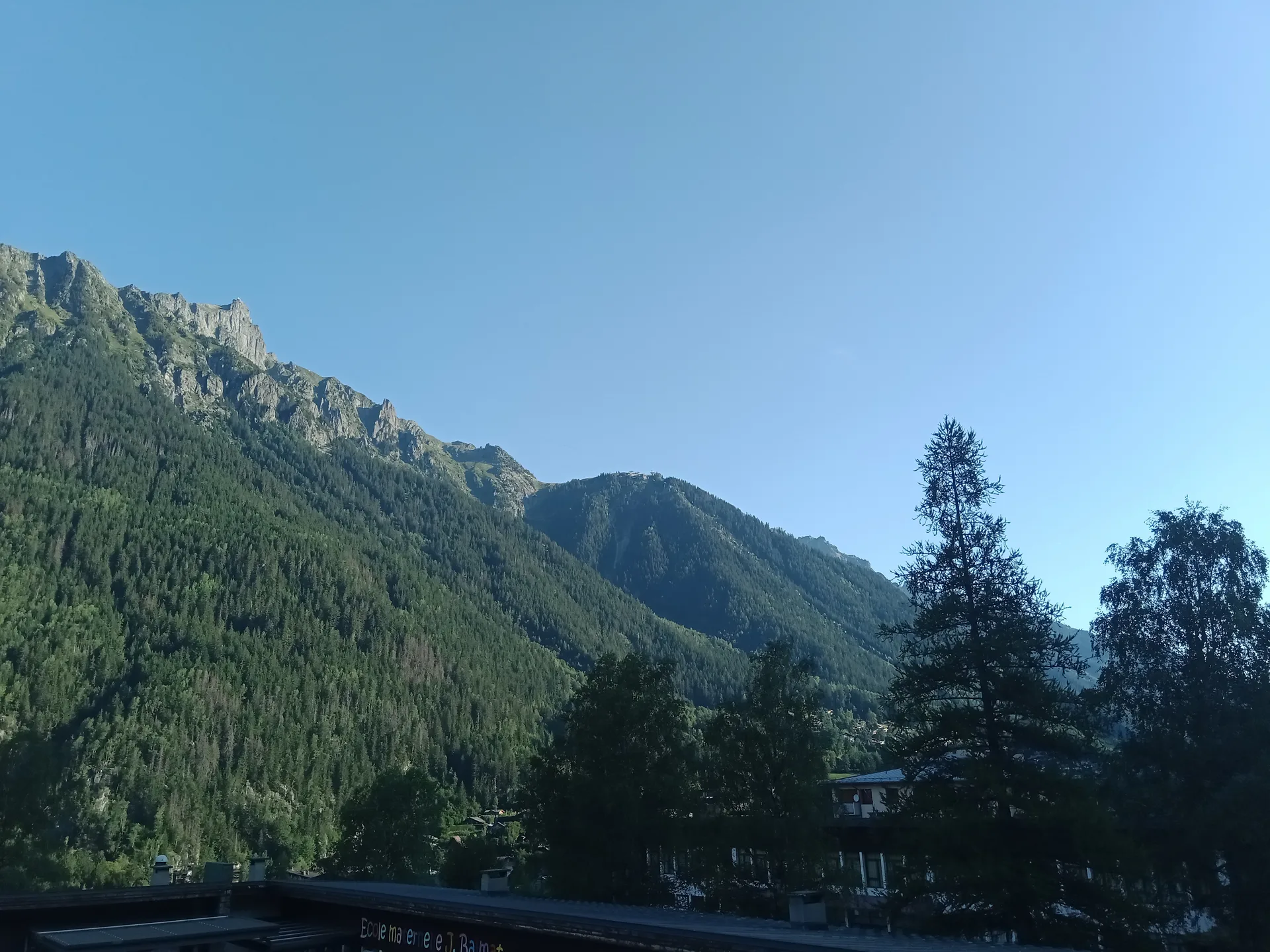 Lac des Gaillands à Chamonix-Mont-Blanc — À 614 m du lac
