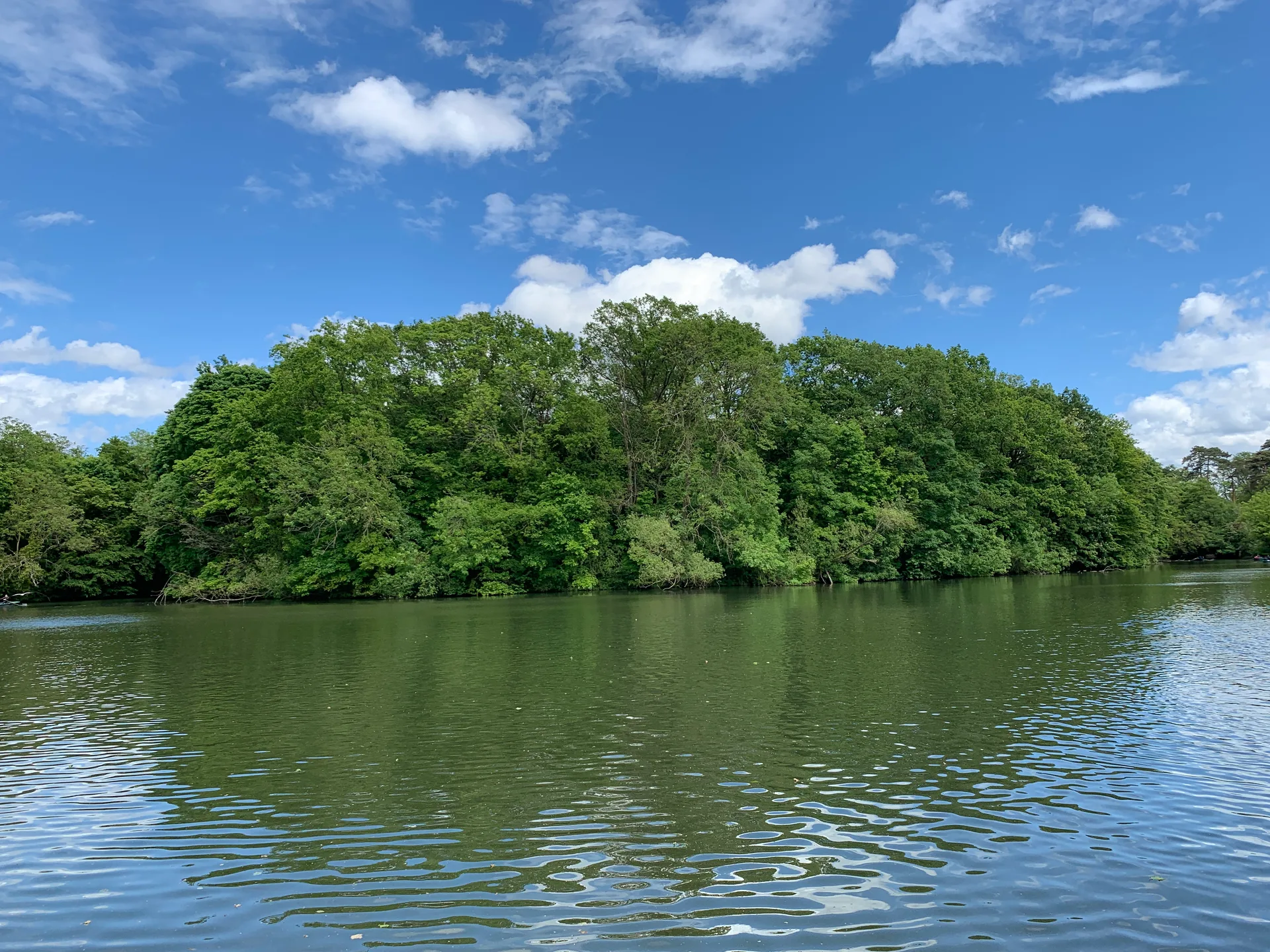 Lac des Minimes à Paris — Sur le lac
