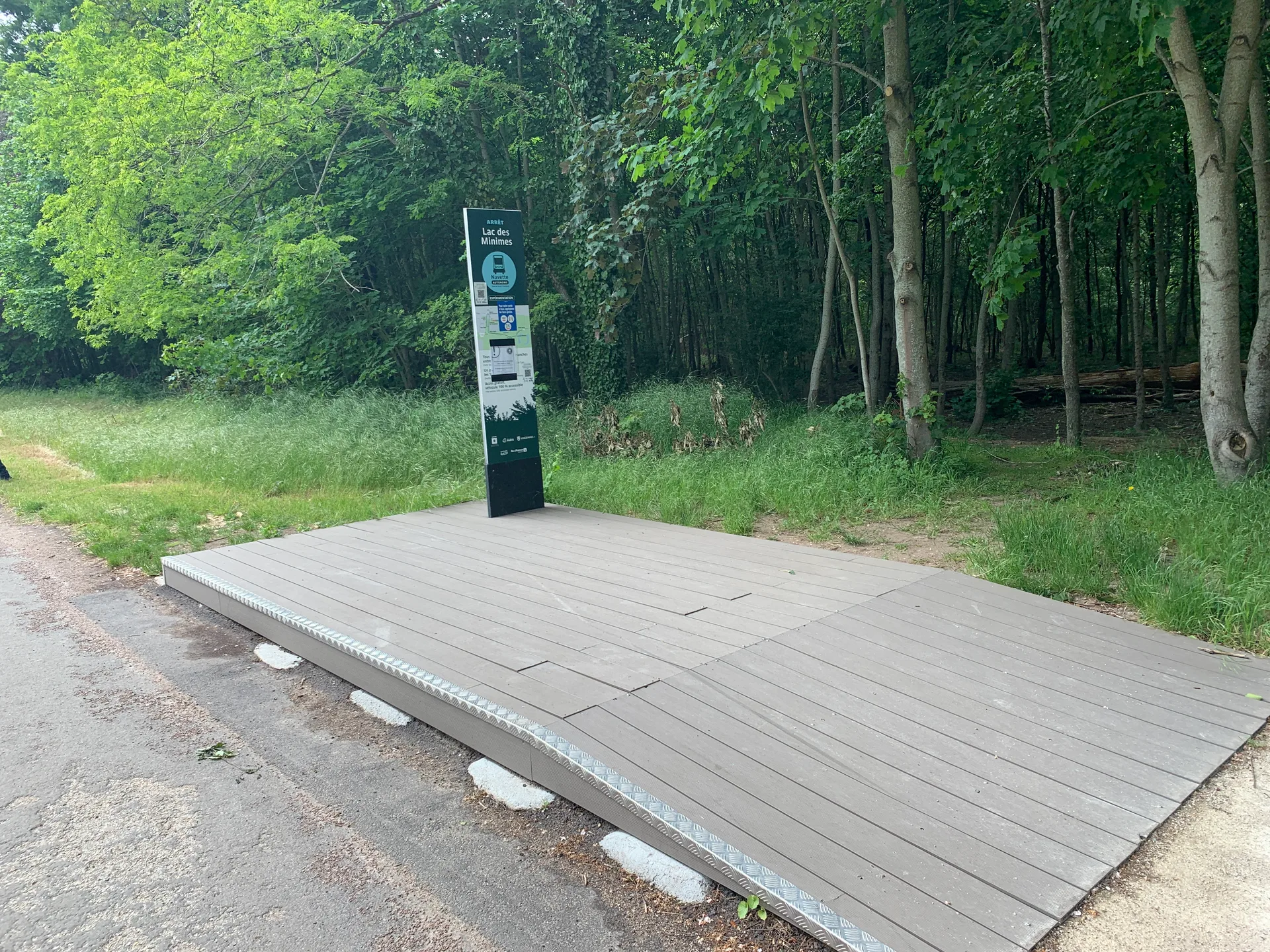 Lac des Minimes à Paris — Sur le lac