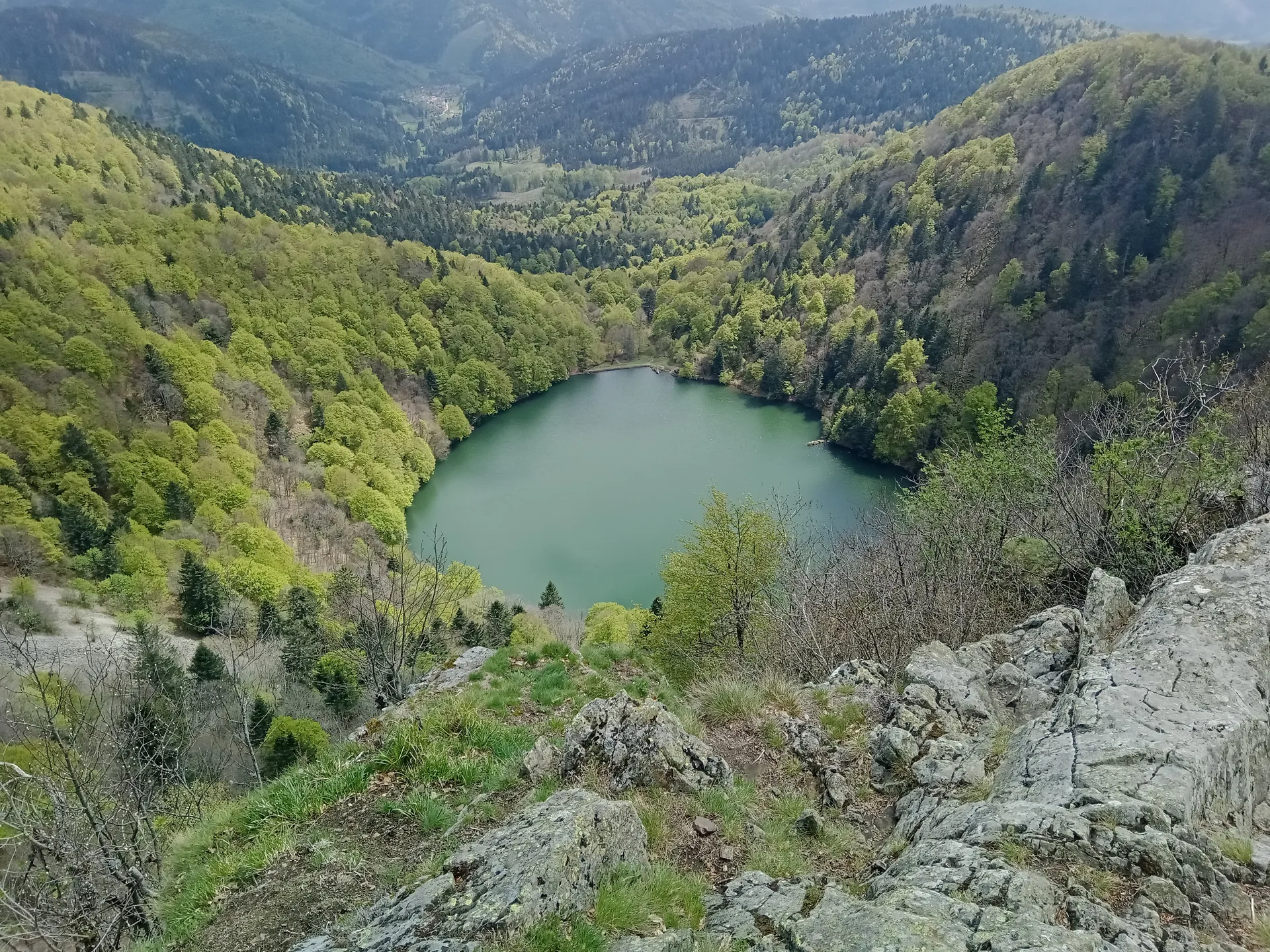 Lac des Perches à Rimbach-près-Masevaux — À 511 m du lac