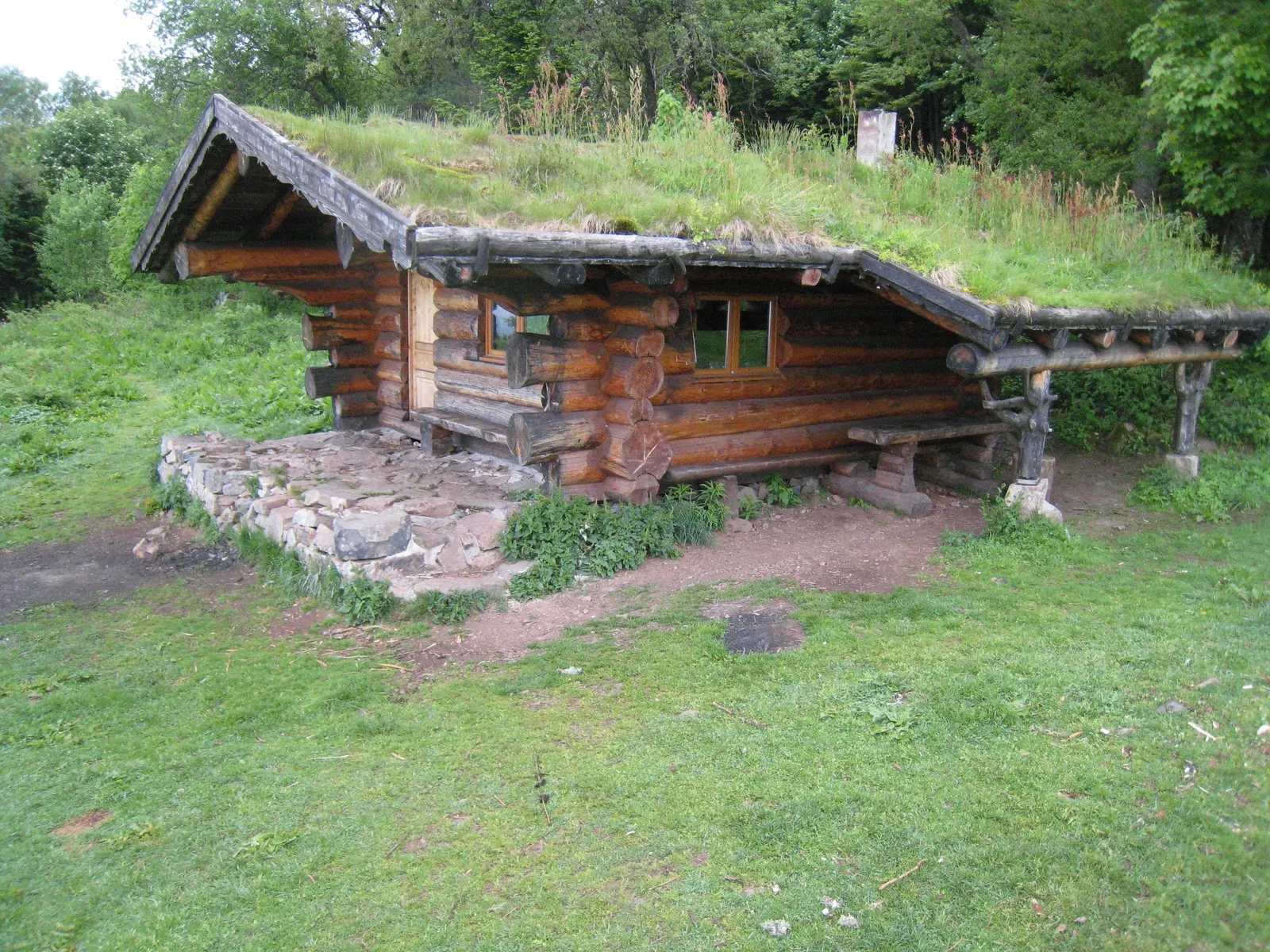 Lac des Perches à Rimbach-près-Masevaux — À 700 m du lac