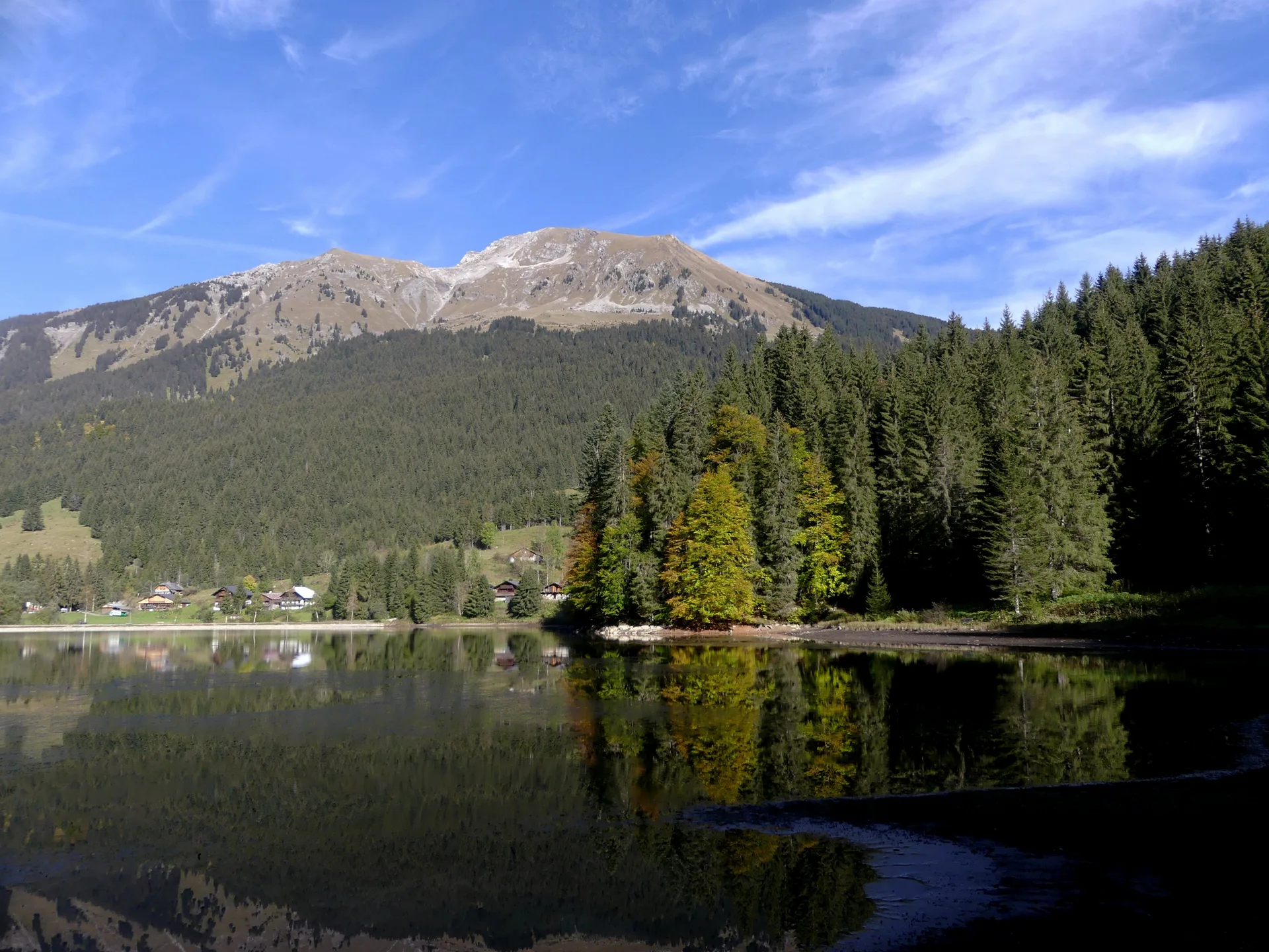 Lac des Plagnes à Abondance — À 331 m du lac