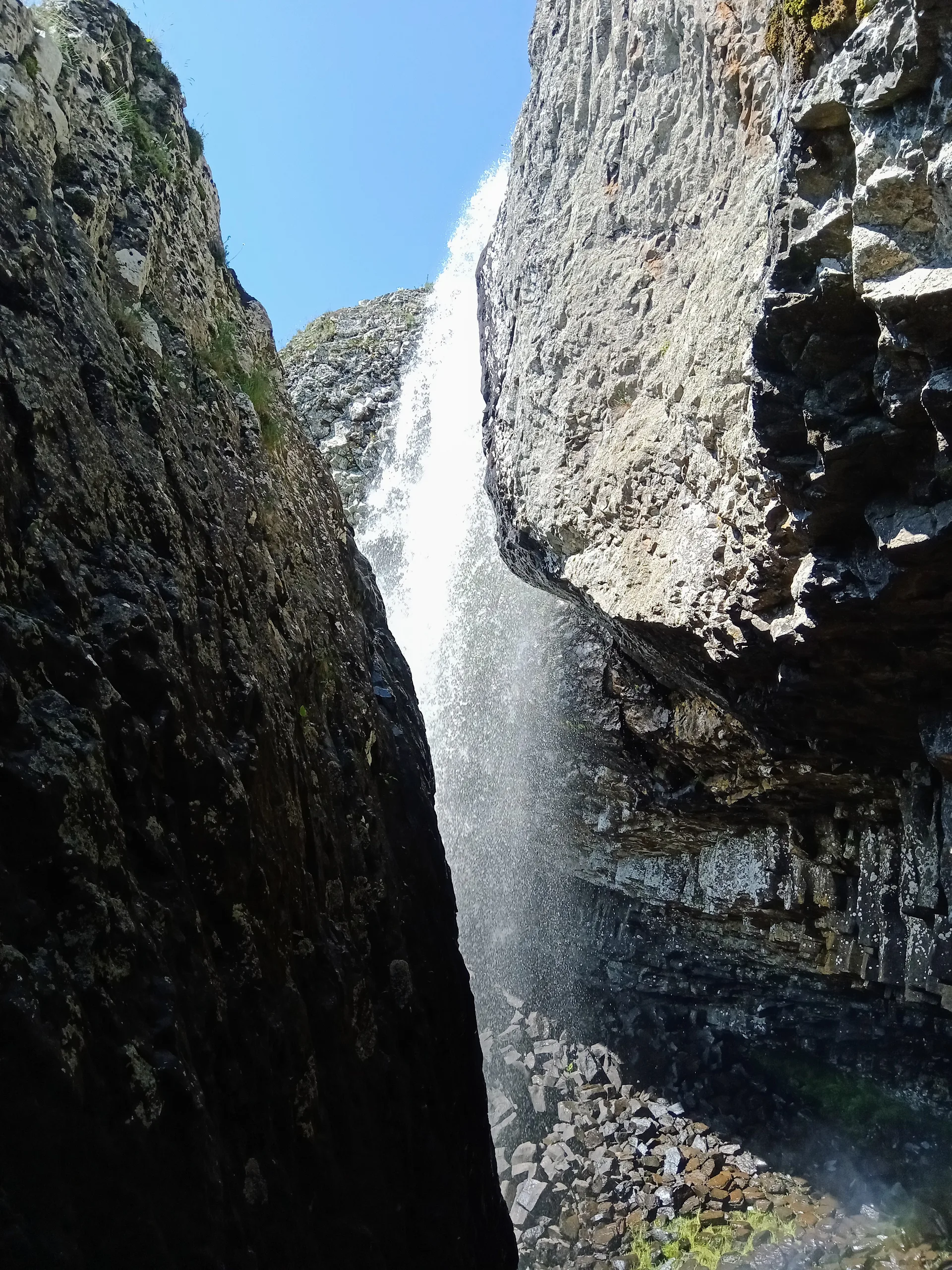 Lac des Salhiens à Nasbinals — À 1,5 km du lac