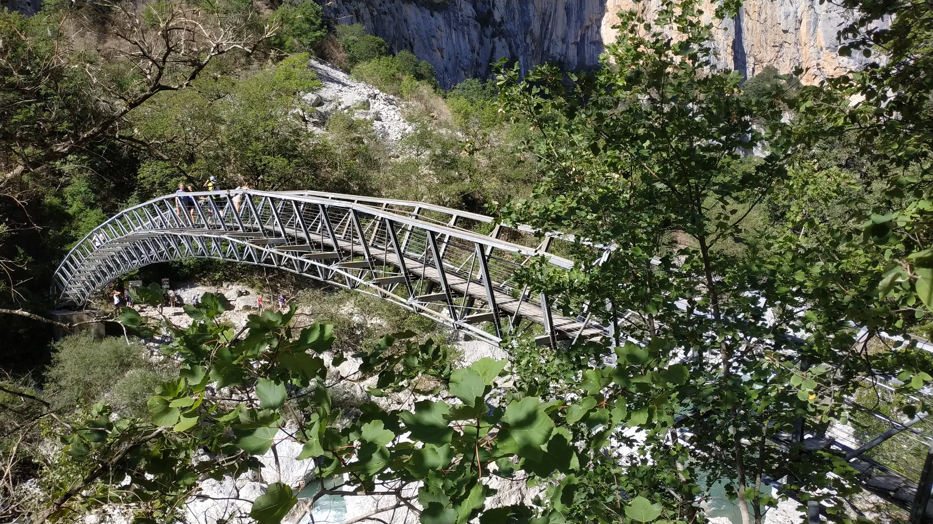 lac des Sirènes à Aiguines — À 752 m du lac