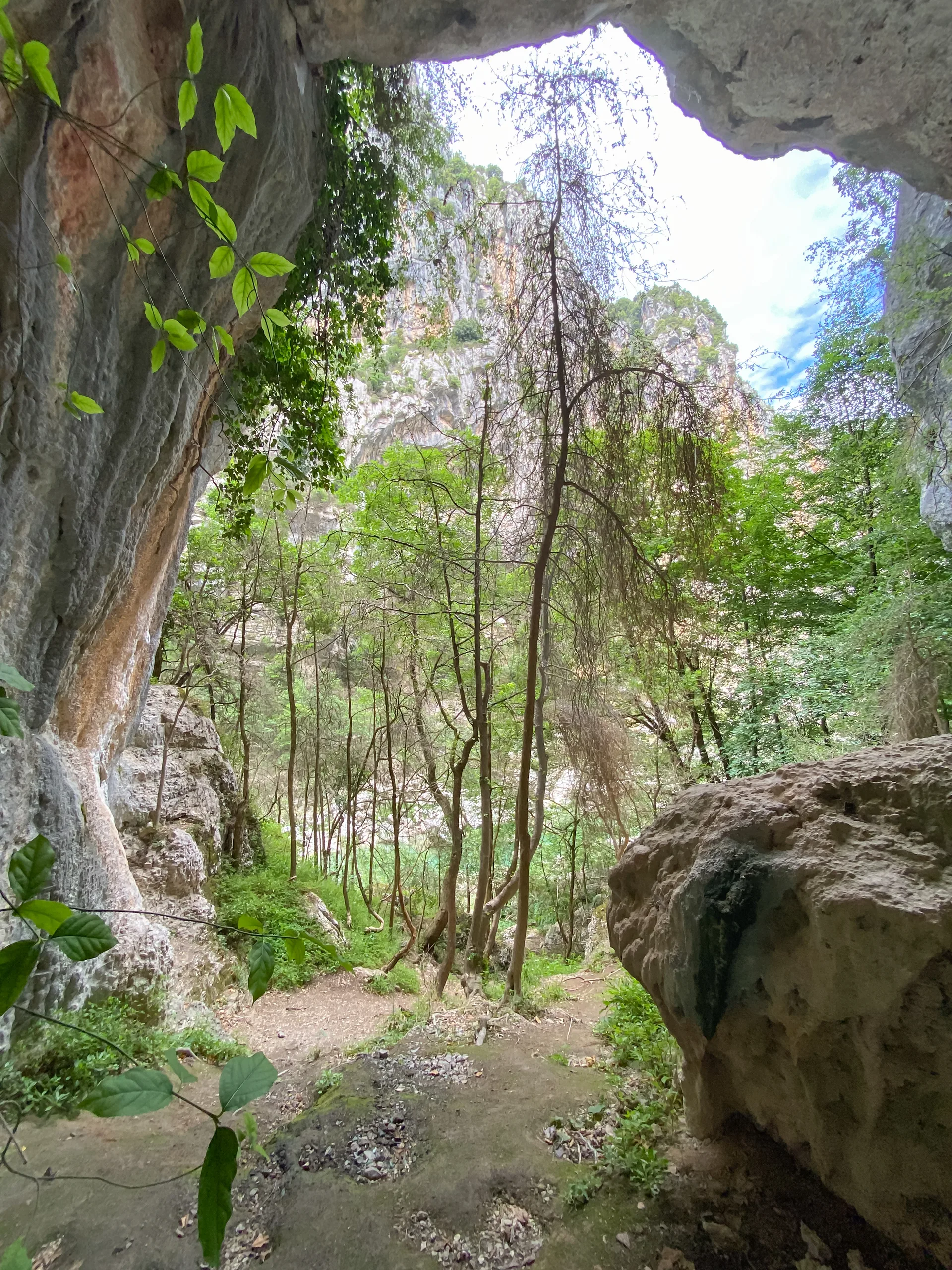 lac des Sirènes à Aiguines — À 834 m du lac