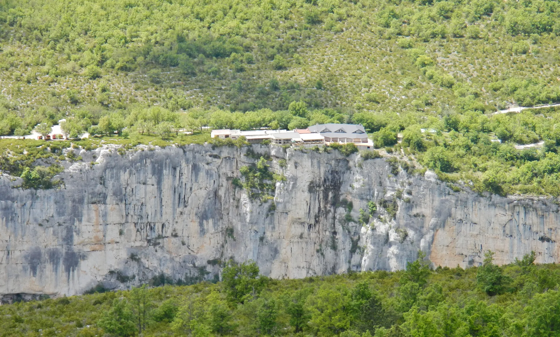 lac des Sirènes à Aiguines — À 1,4 km du lac