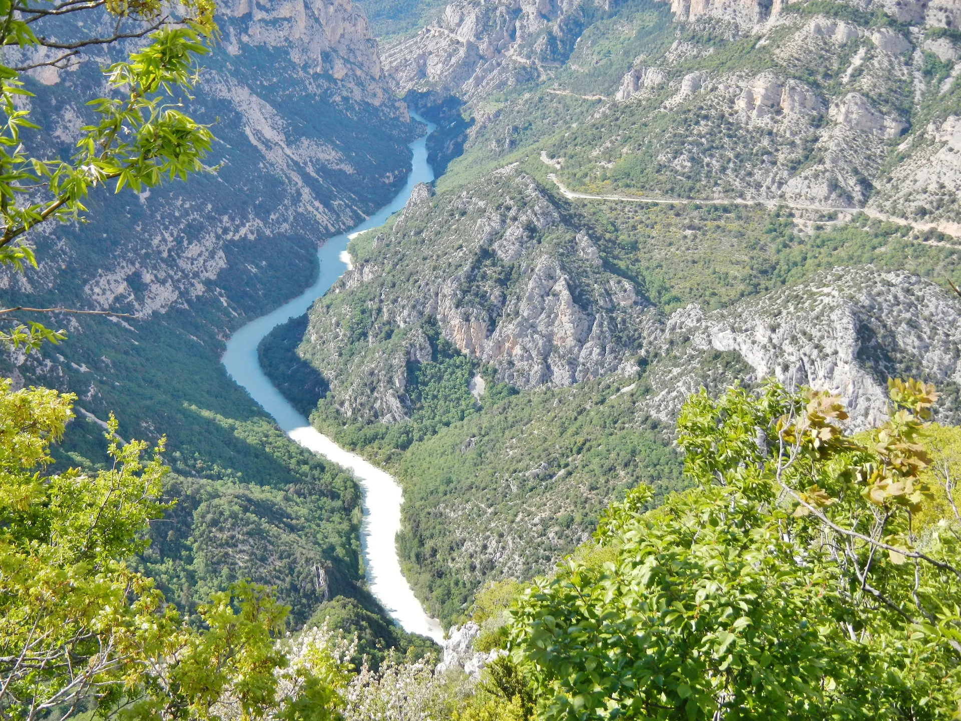 lac des Sirènes à Aiguines — À 669 m du lac