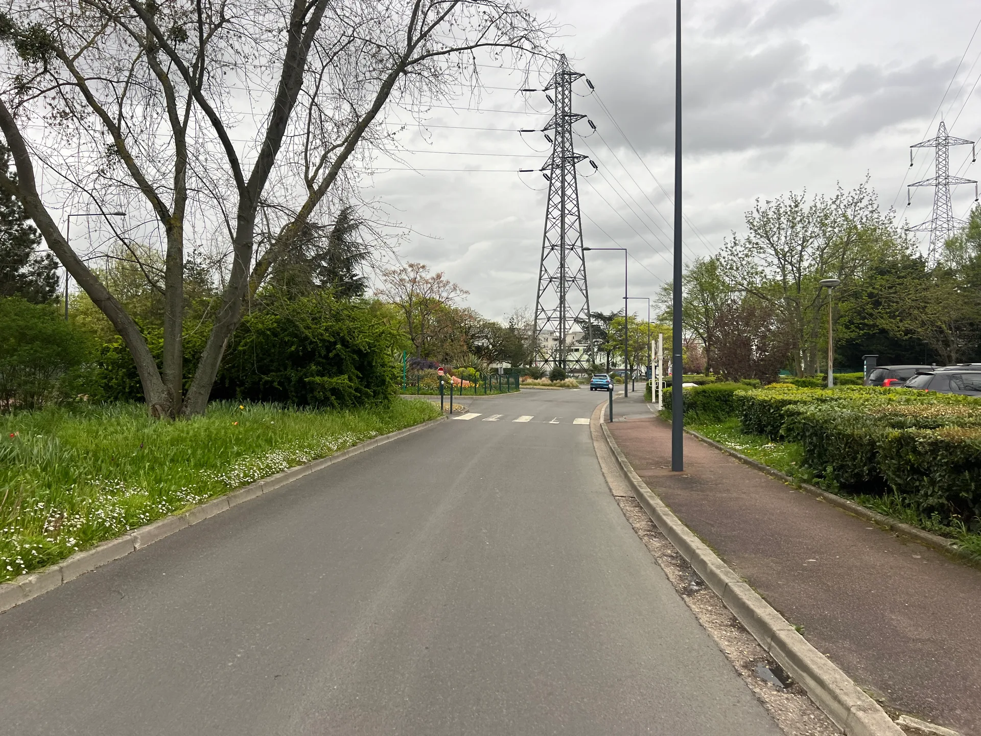 Lac des Tilliers à Villeneuve-la-Garenne — À 215 m du lac