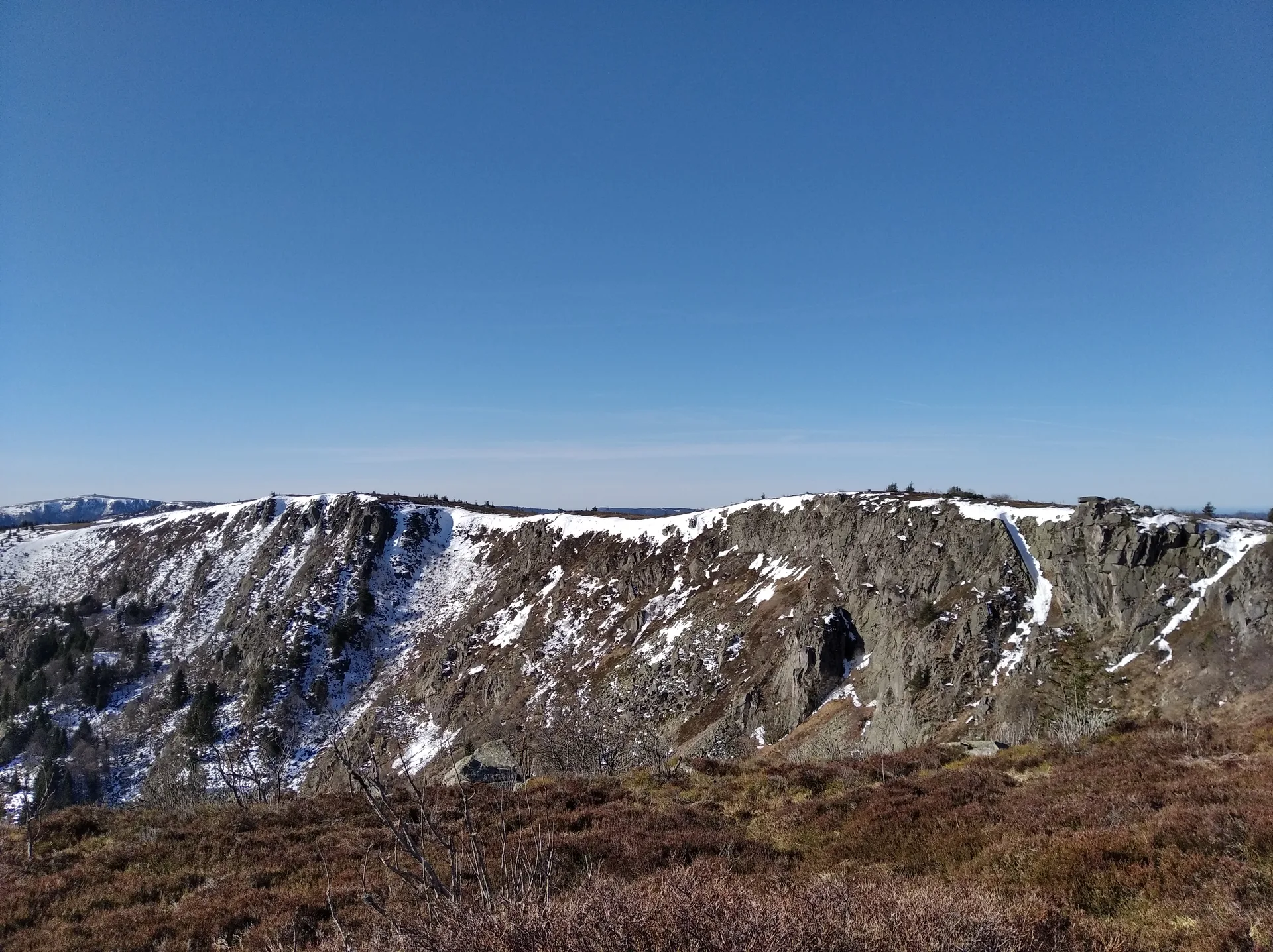 Lac des Truites ou lac du Forlet à Soultzeren — À 617 m du lac