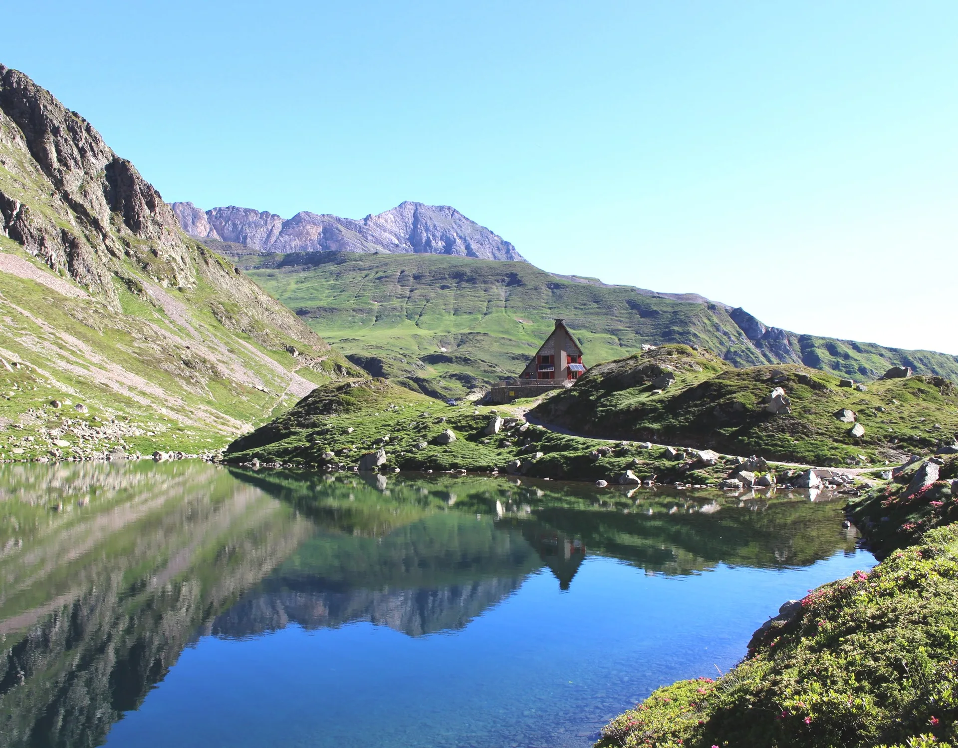 Lac du Barbat à Estaing — À 2,6 km du lac