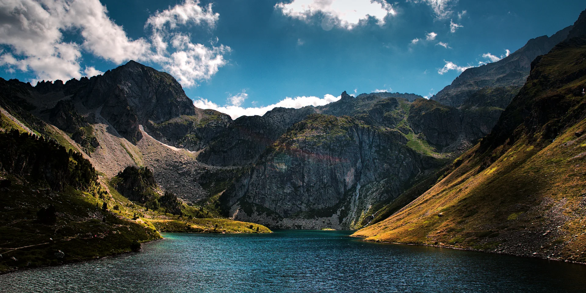 Lac du Barbat à Estaing — À 2,6 km du lac