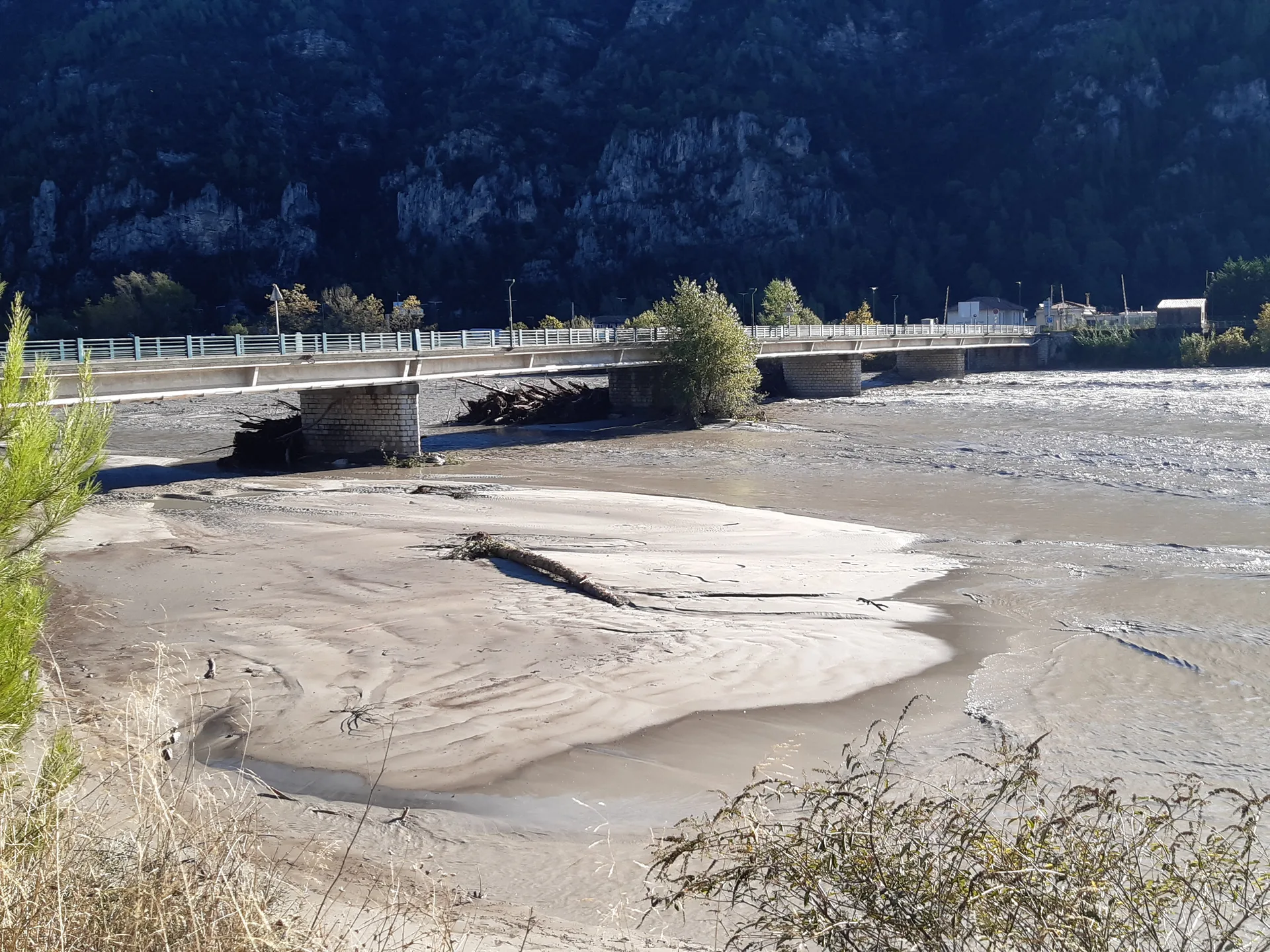 Lac du Broc à Le Broc — À 2,5 km du lac