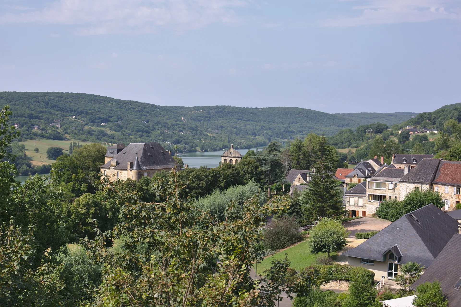 Lac du Causse à Lissac-sur-Couze — À 2,4 km du lac