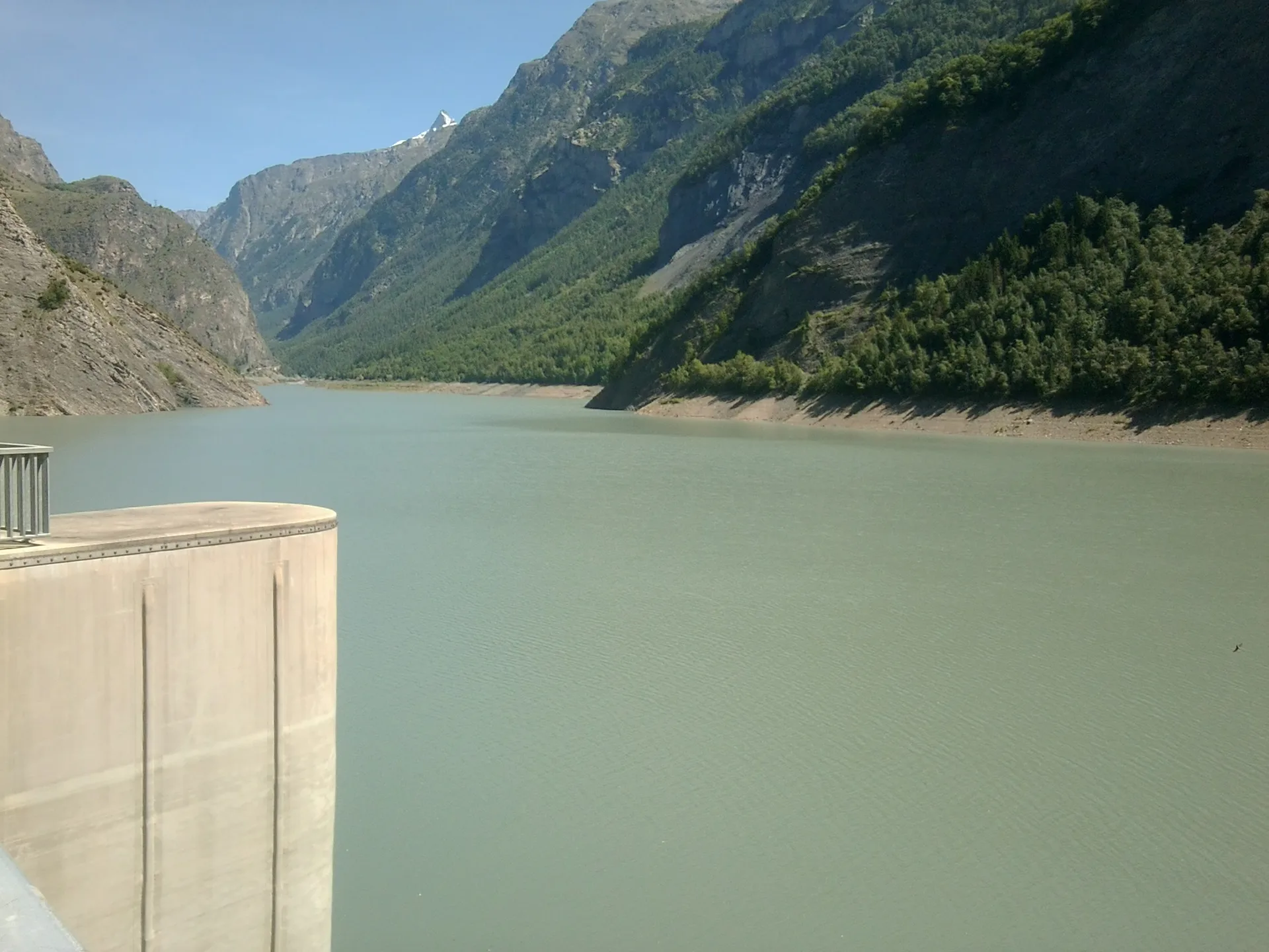 Lac du Chambon à Mizoën — À 431 m du lac