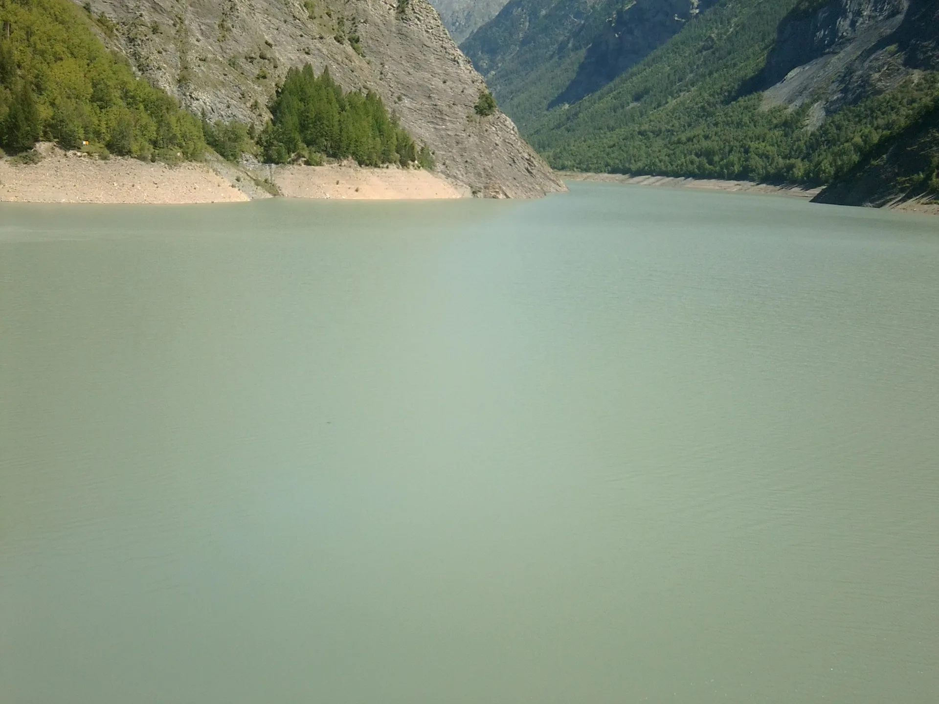 Lac du Chambon à Mizoën — À 278 m du lac
