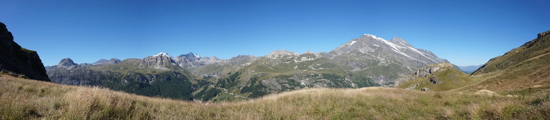 Lac du Chevril à Tignes — À 1,2 km du lac