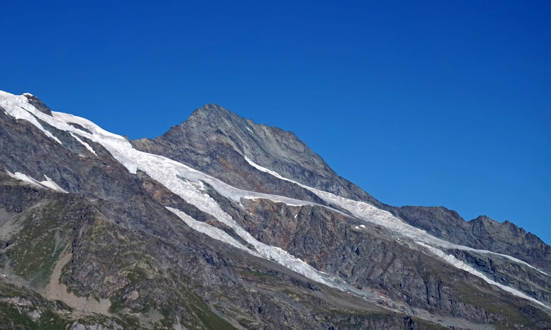 Lac du Chevril à Tignes — À 1,3 km du lac