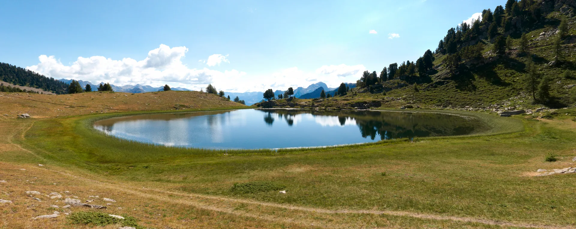 Lac du Crachet à Seyne — À 4,2 km du lac