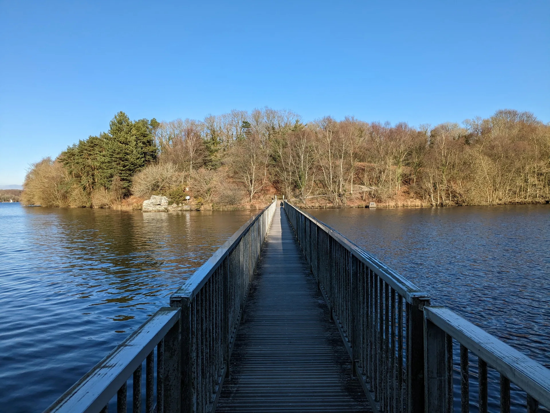 Lac du Drennec à Commana — À 1,0 km du lac