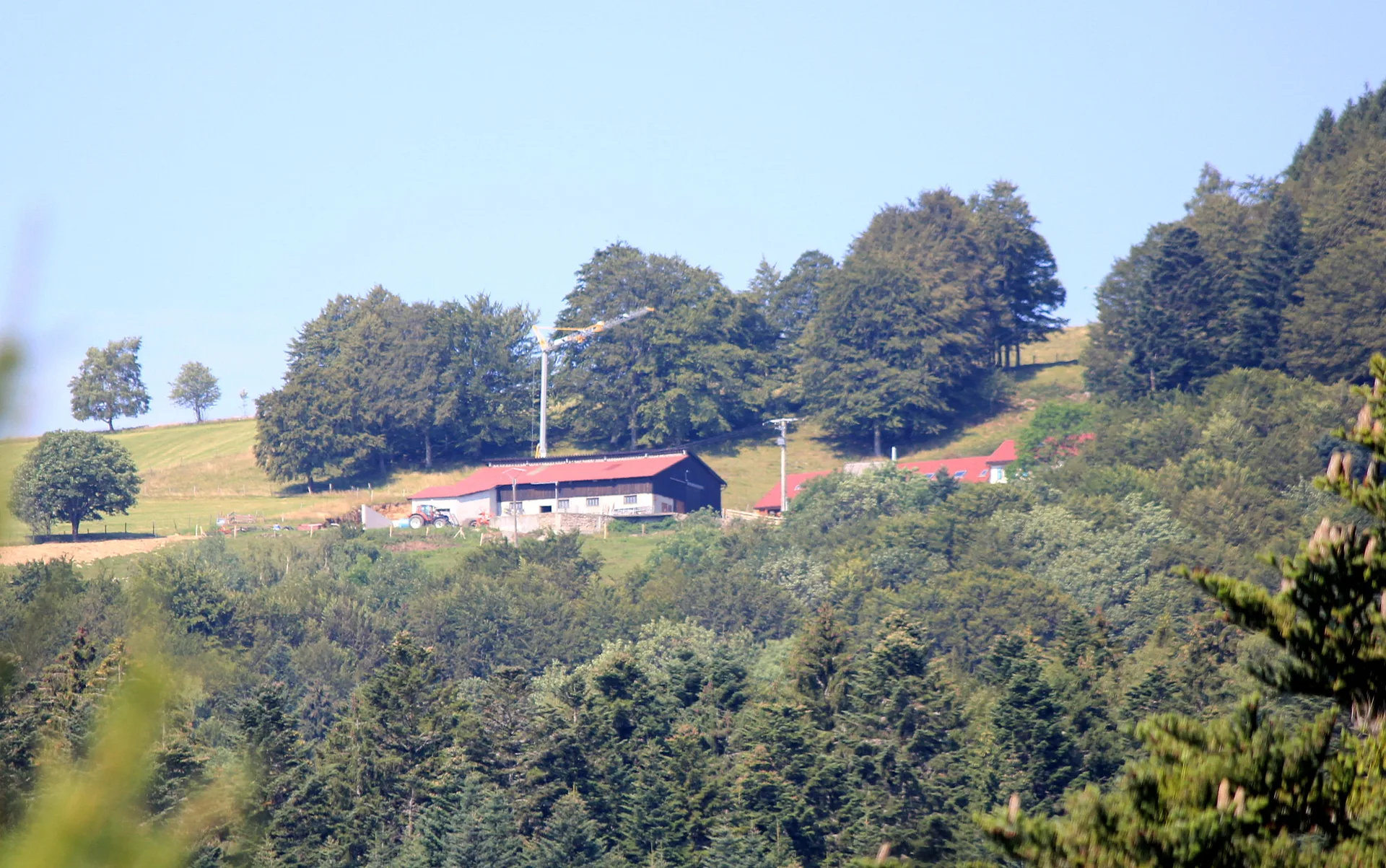 Lac du Grand Neuweiher à Rimbach-près-Masevaux — À 614 m du lac