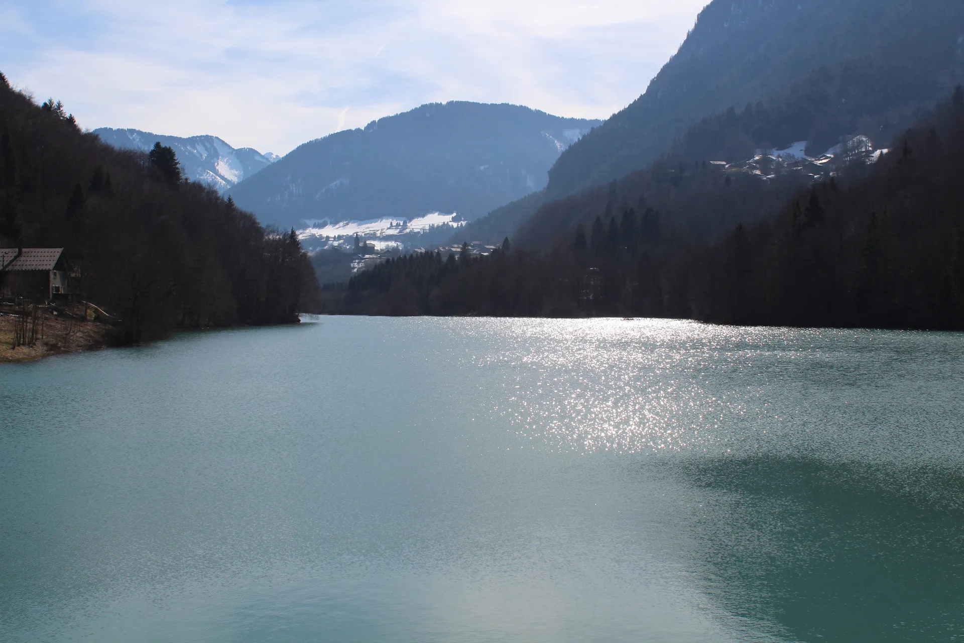 Lac du Jotty à La Baume — Sur le lac