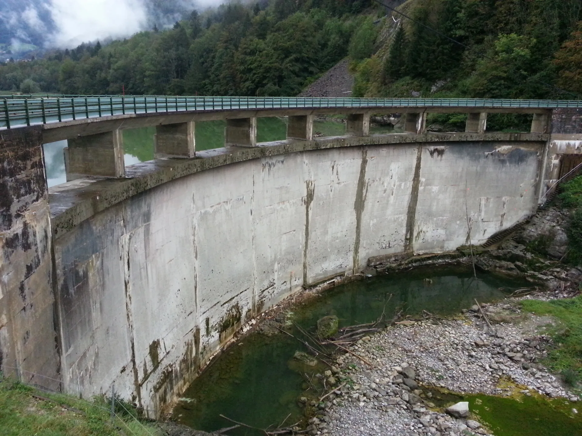 Lac du Jotty à La Baume — Sur le lac
