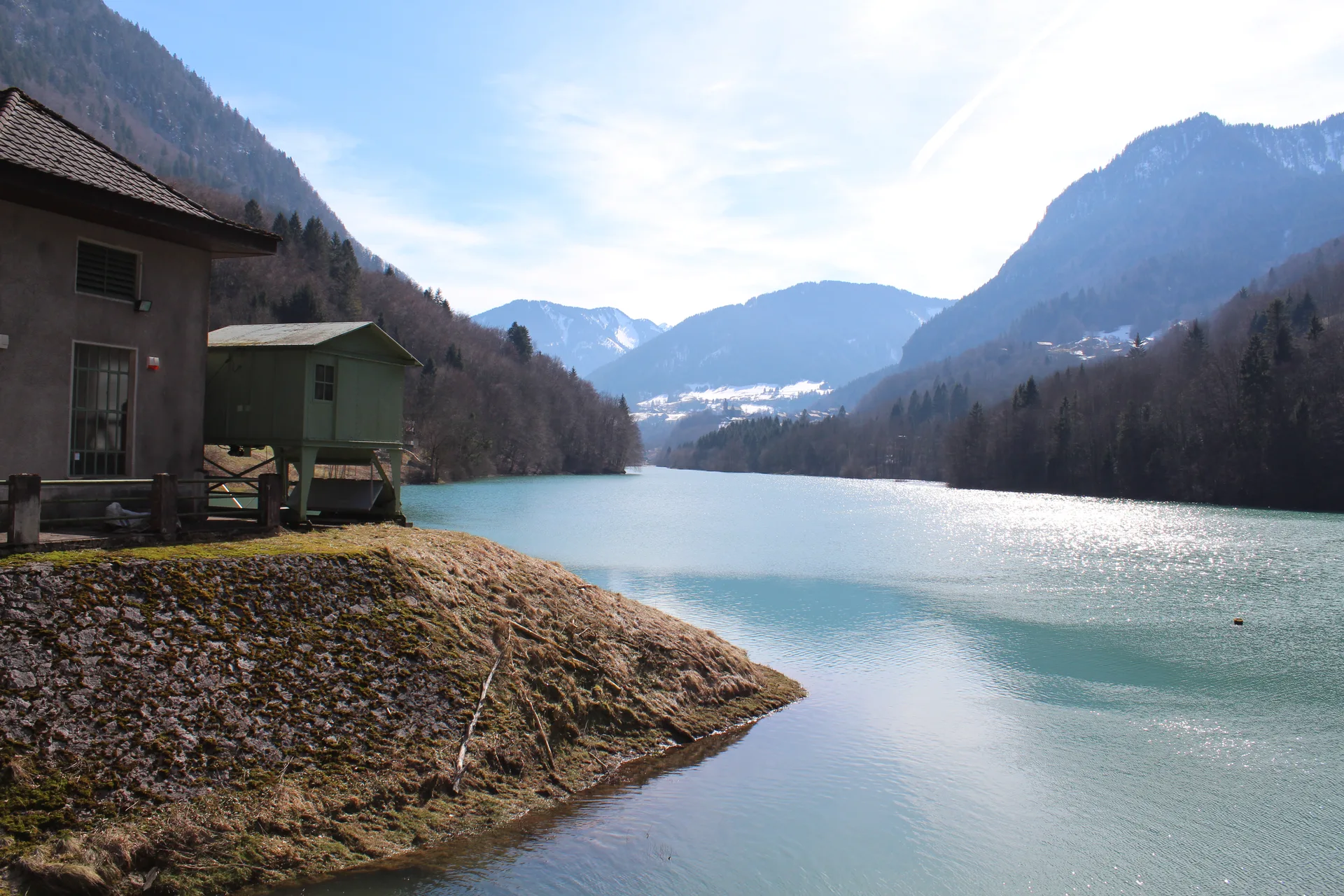 Lac du Jotty à La Baume — Sur le lac
