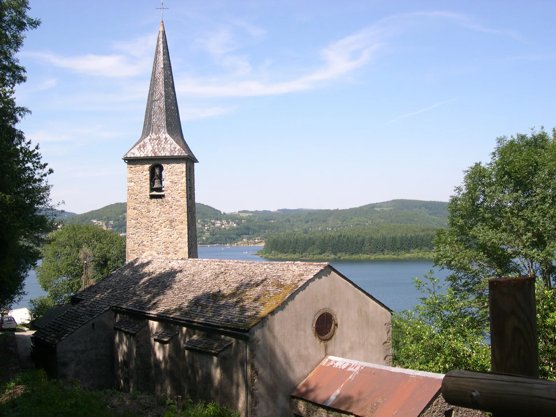 Lac du Laouzas à Nages — À 1,8 km du lac
