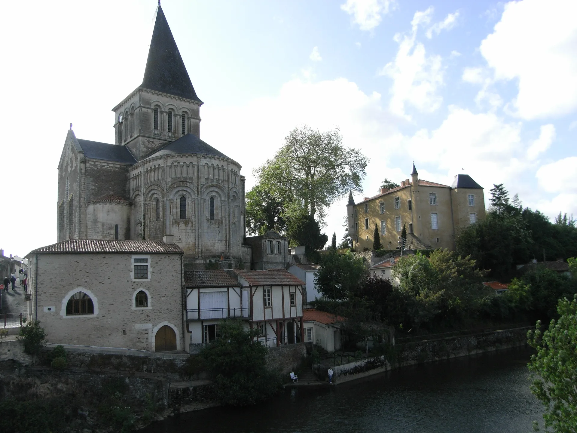 Lac du Marillet à Château-Guibert — À 2,9 km du lac