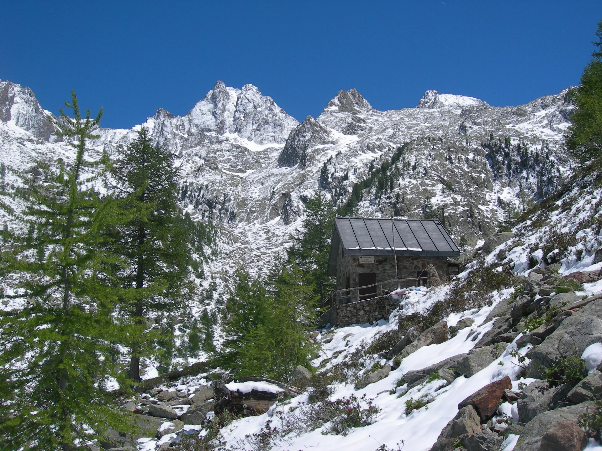 Lac du Mercantour à Saint-Martin-Vésubie — À 2,4 km du lac