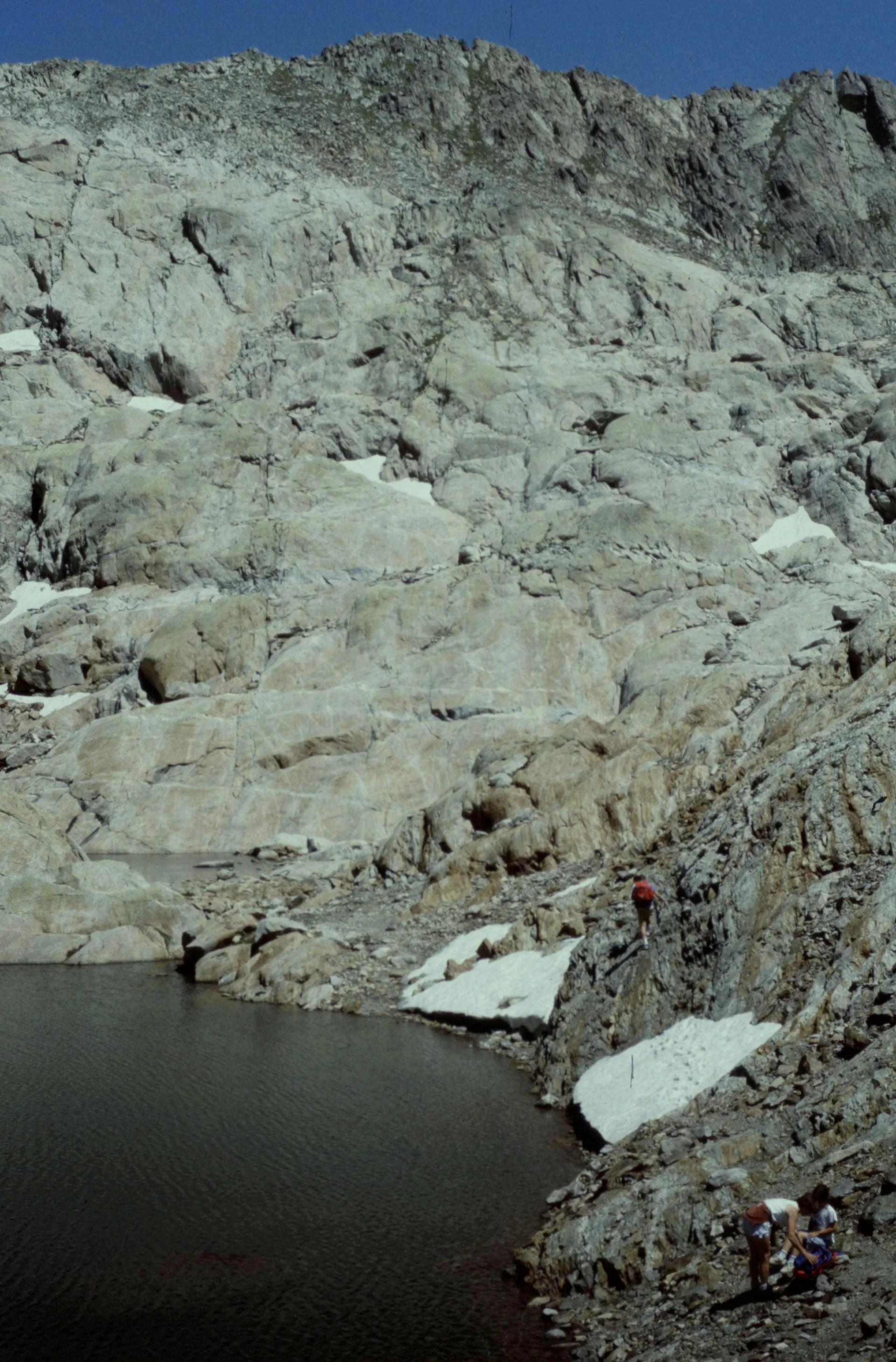 Lac du Mercantour à Saint-Martin-Vésubie — À 2,3 km du lac