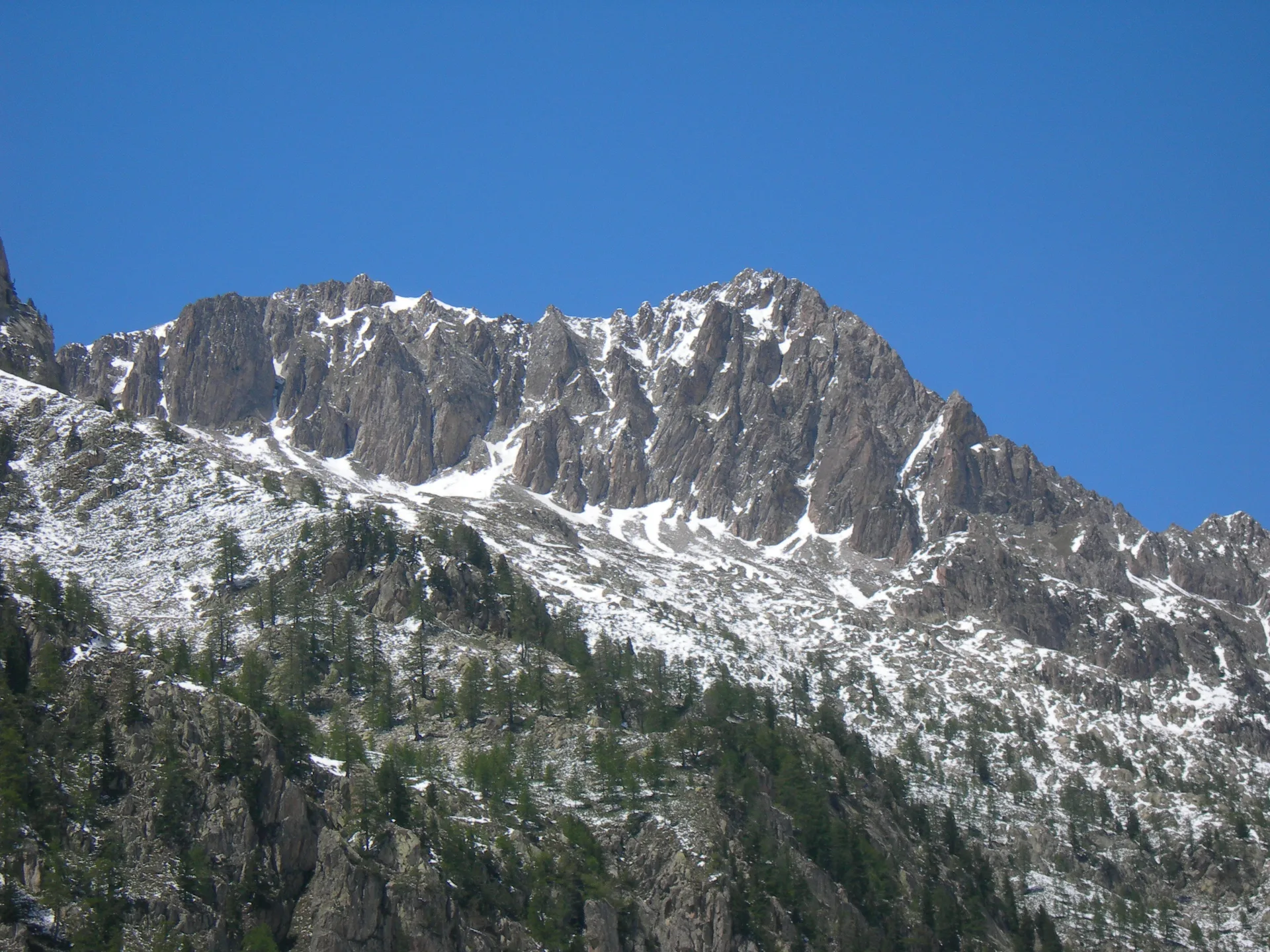 Lac du Mercantour à Saint-Martin-Vésubie — À 2,4 km du lac