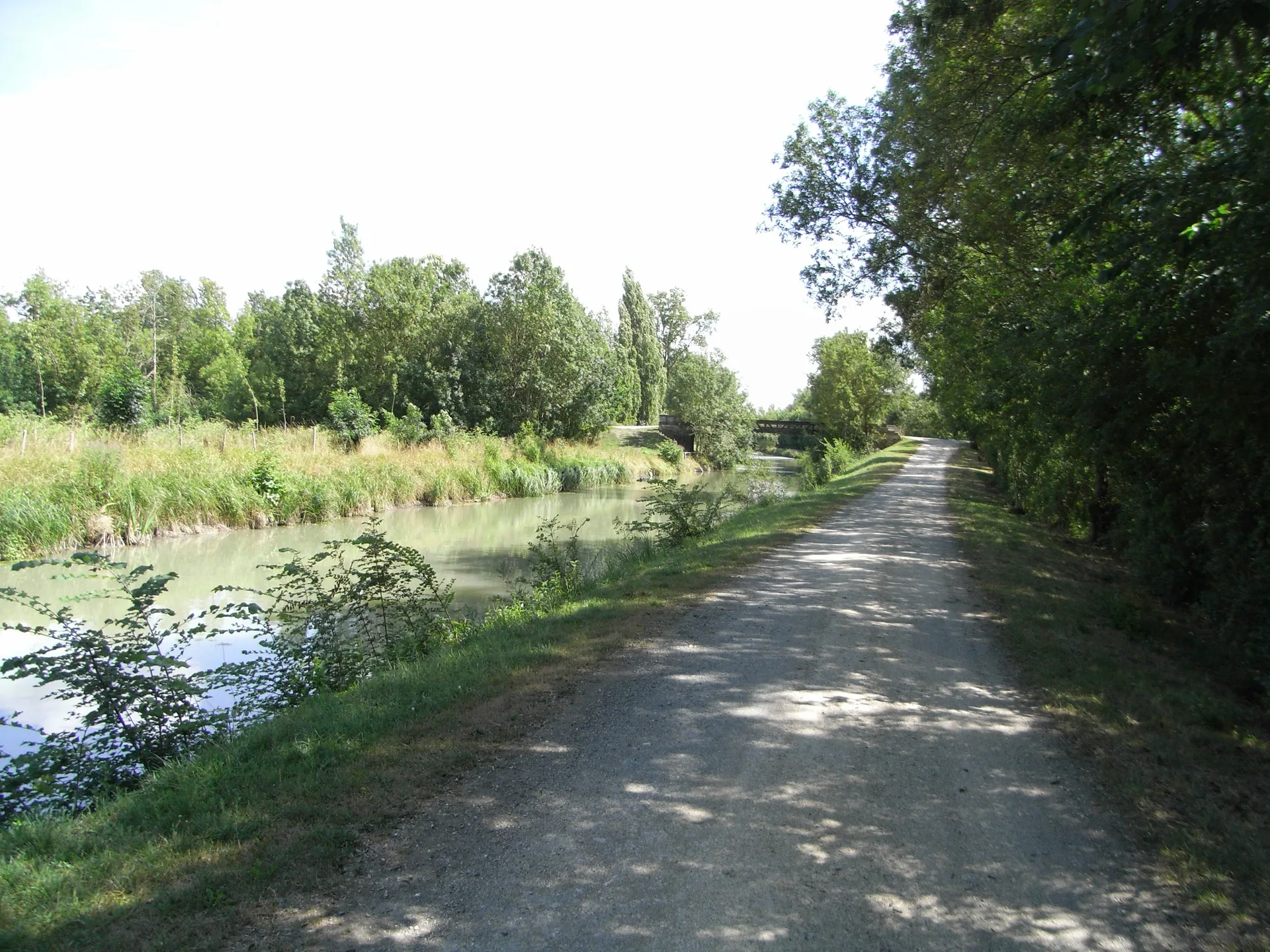 Lac du Mignon à Saint-Hilaire-la-Palud — Sur le lac