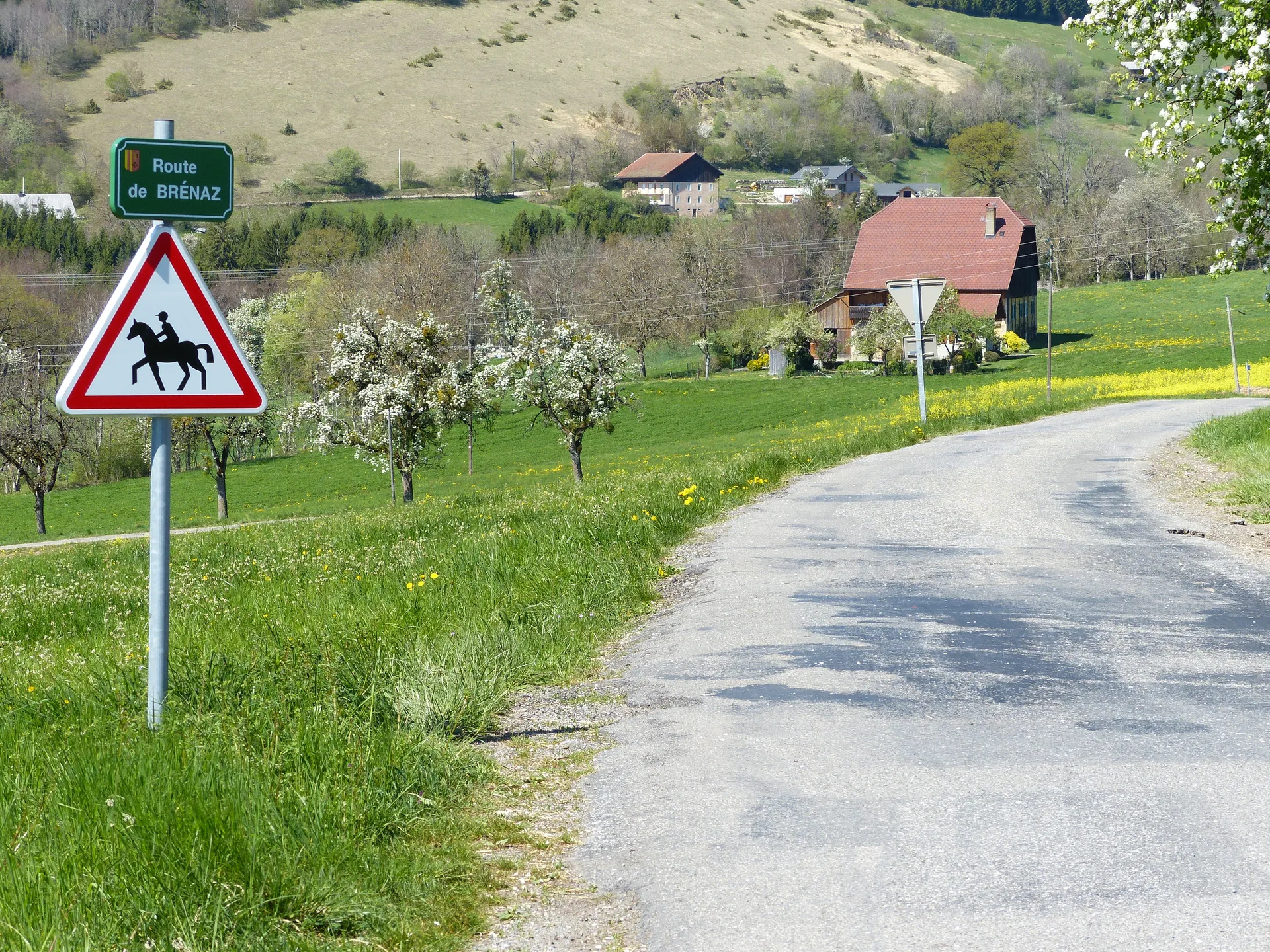 Lac du Mole à La Tour — À 2,0 km du lac