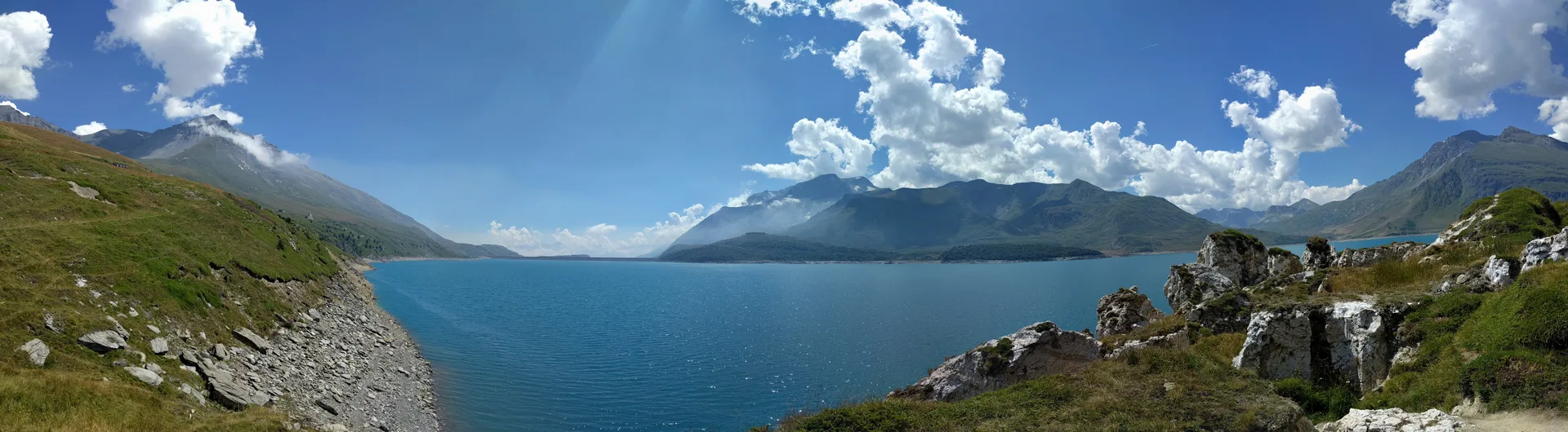 Lac du Mont Cenis à Val-Cenis — À 647 m du lac