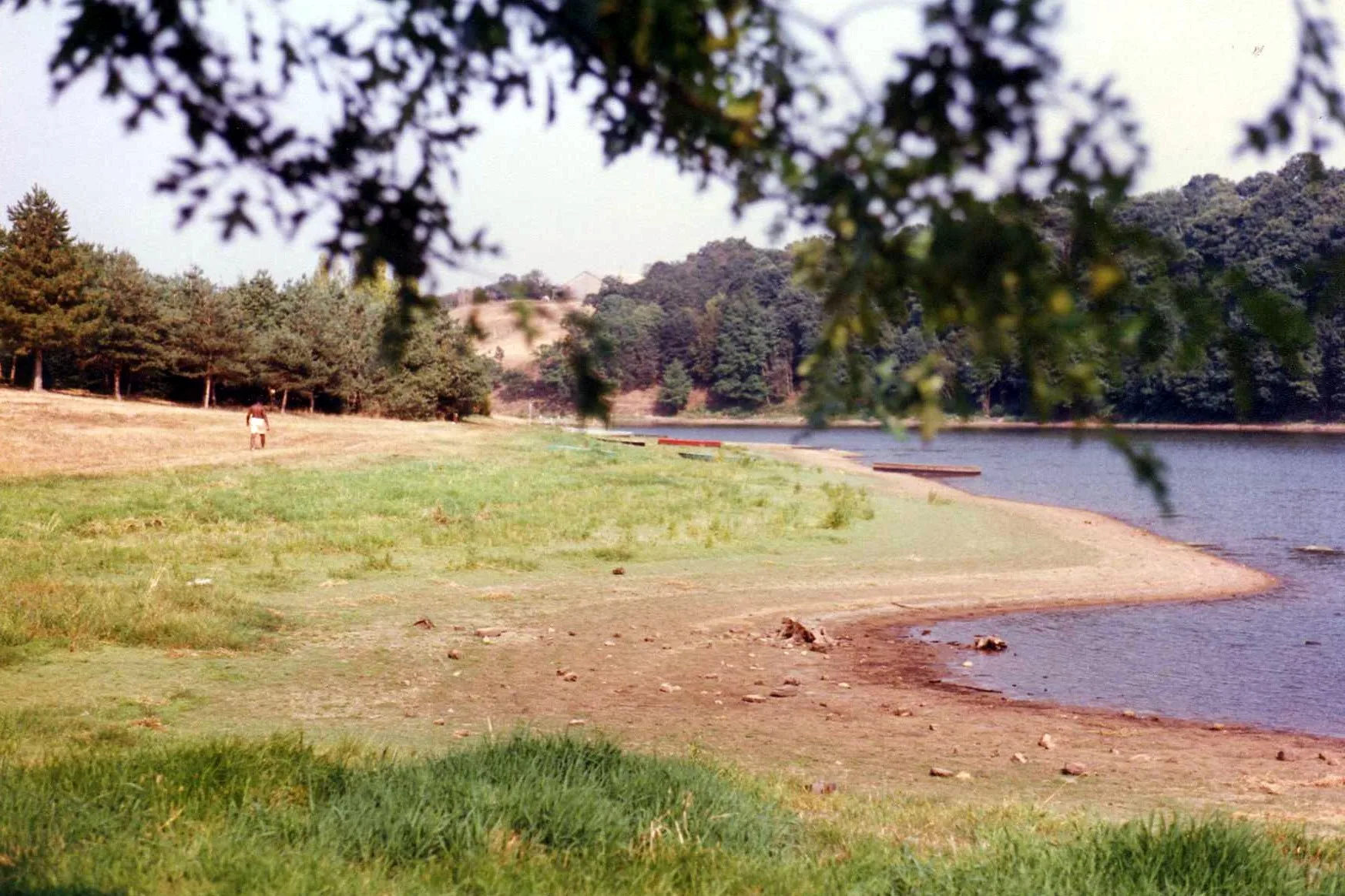 Lac du Moulin Papon à La Roche-sur-Yon — À 495 m du lac
